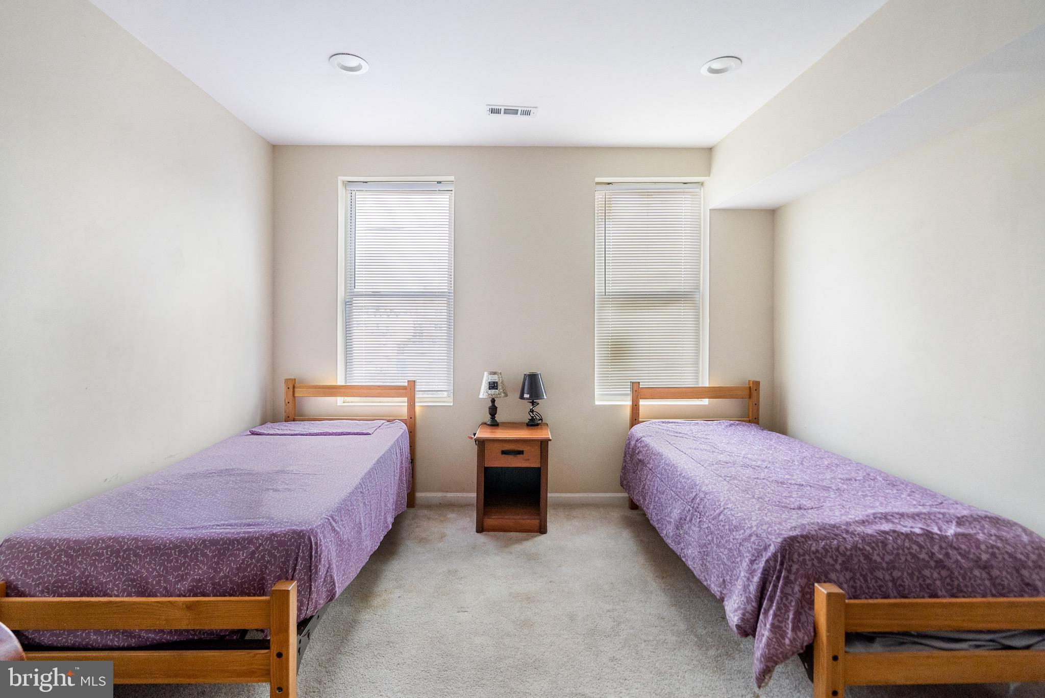 BARCLAY - Residential