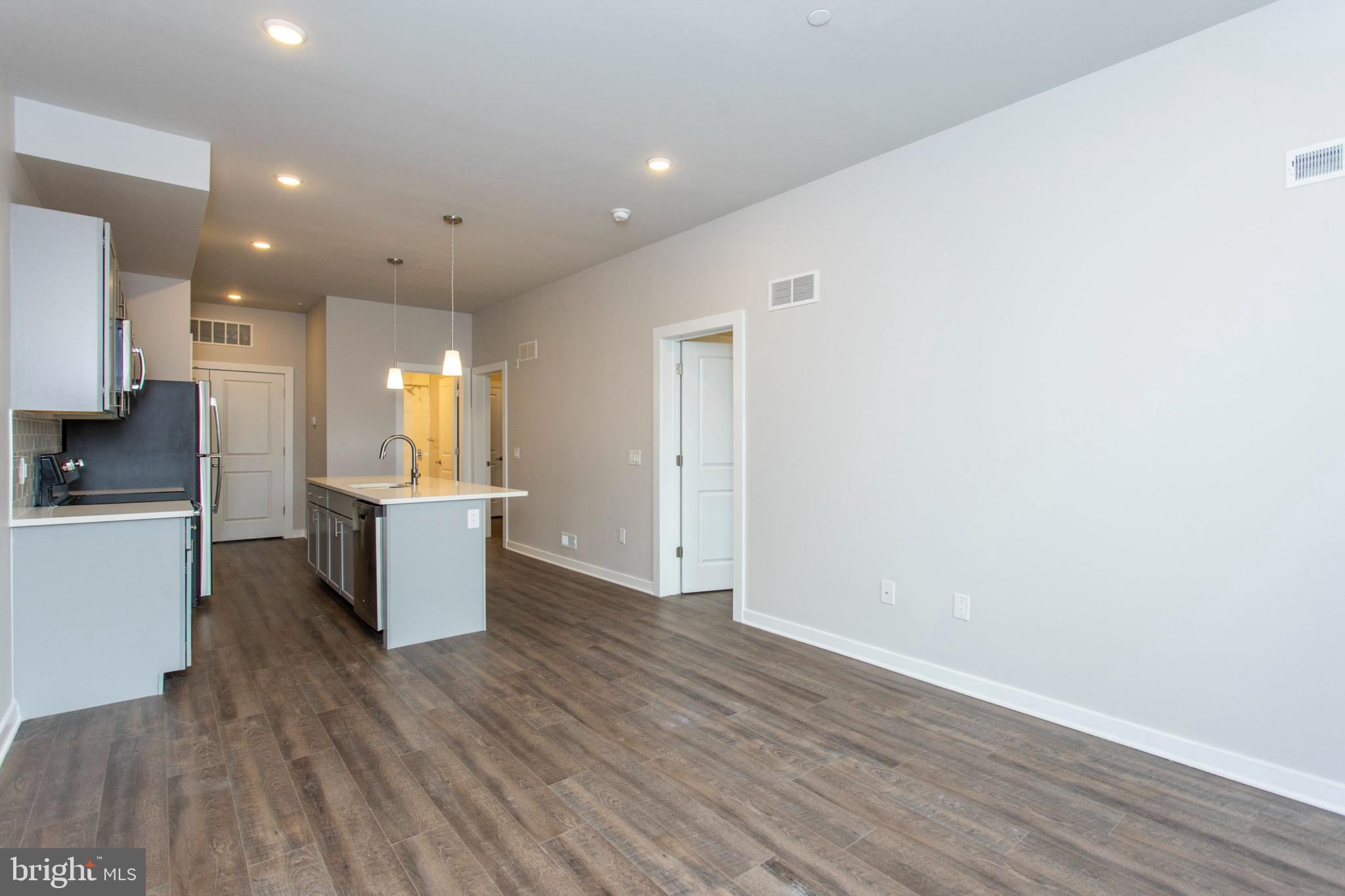 1227-29 N 7TH STREET 3E