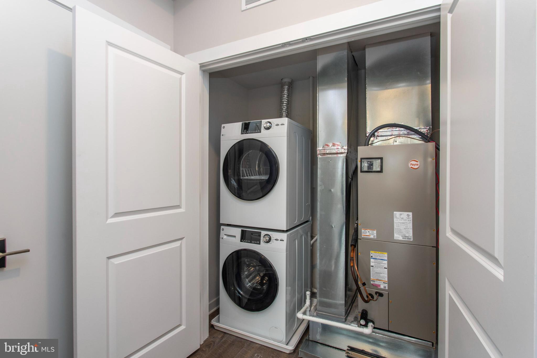 1227-29 N 7TH STREET 3E