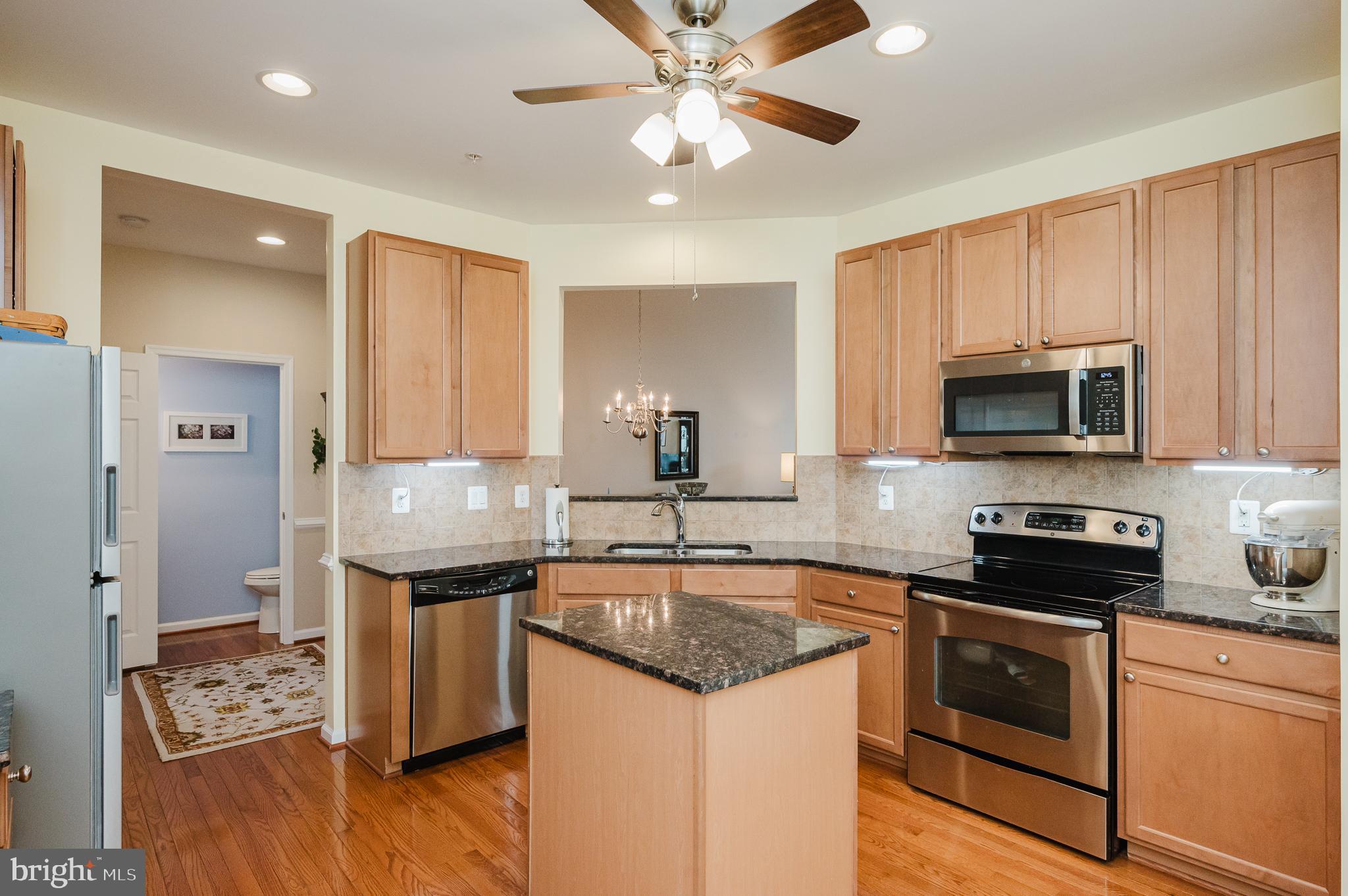 FALLSTON COMMONS - Residential