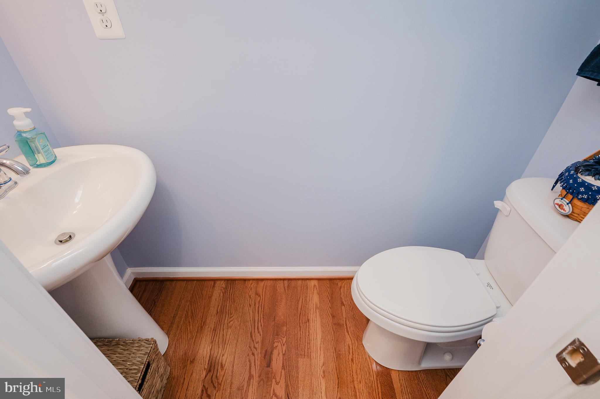 FALLSTON COMMONS - Residential