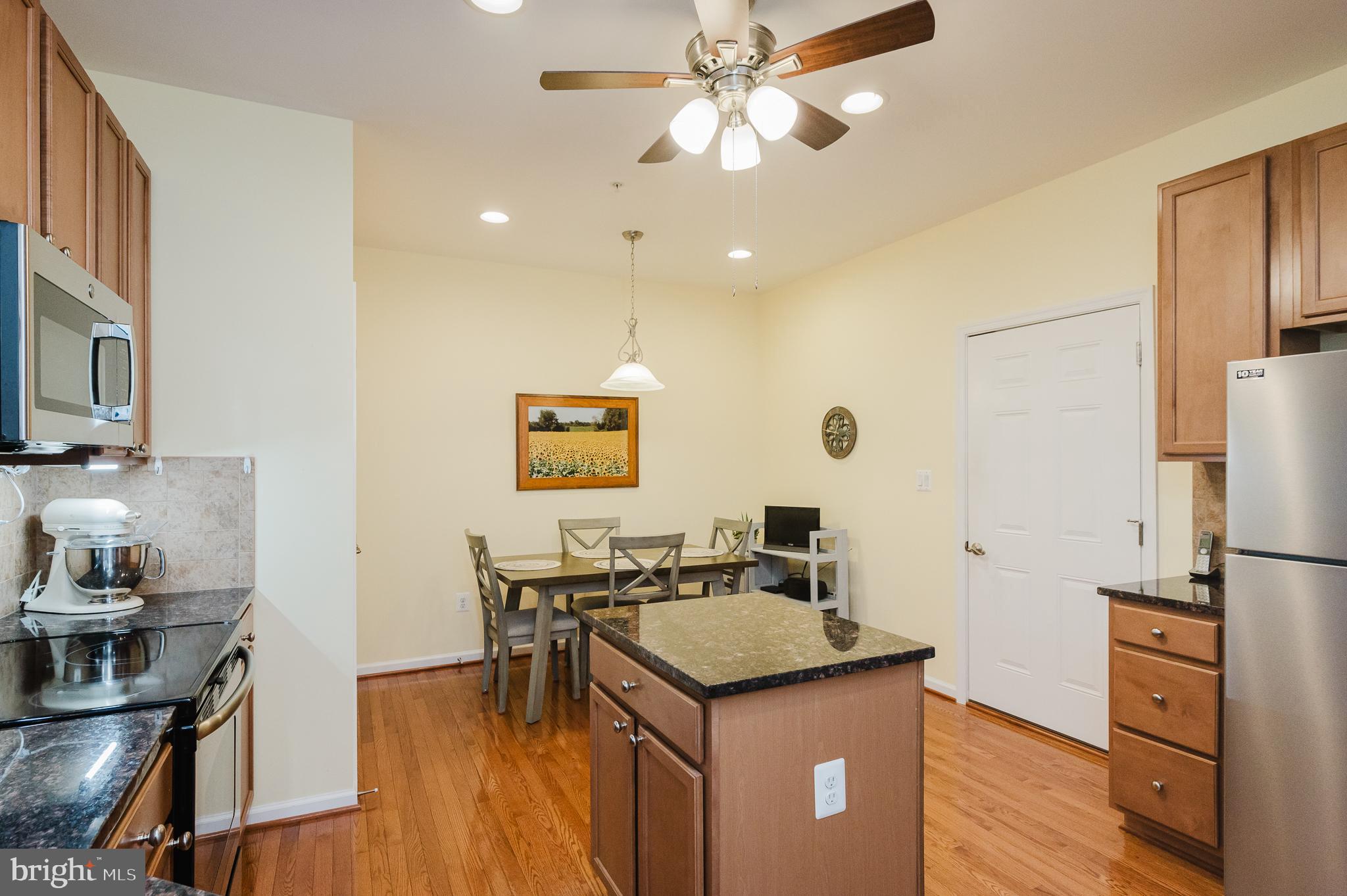 FALLSTON COMMONS - Residential