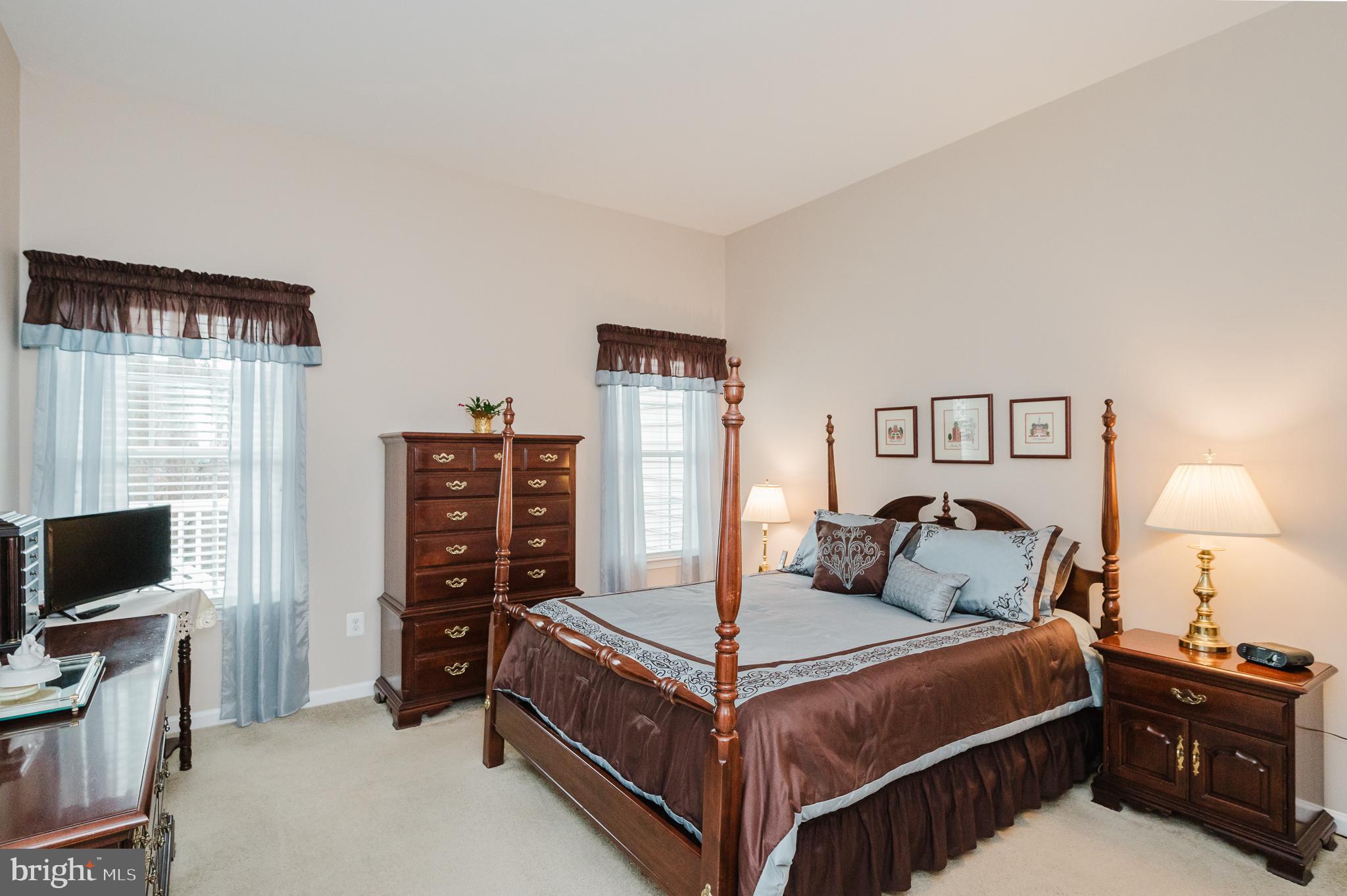 FALLSTON COMMONS - Residential