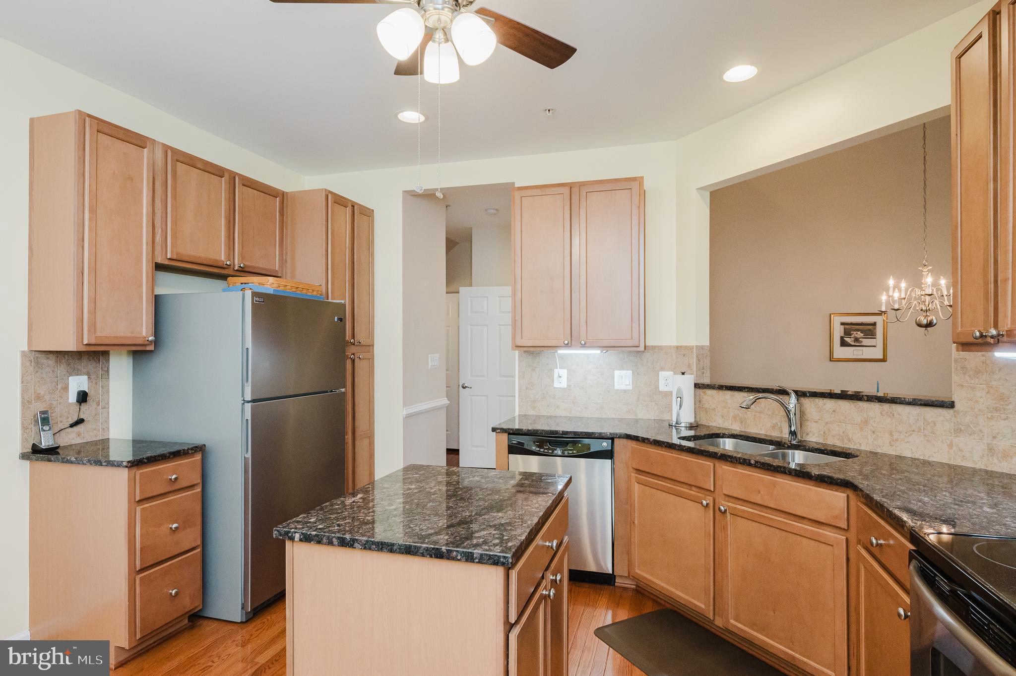 FALLSTON COMMONS - Residential