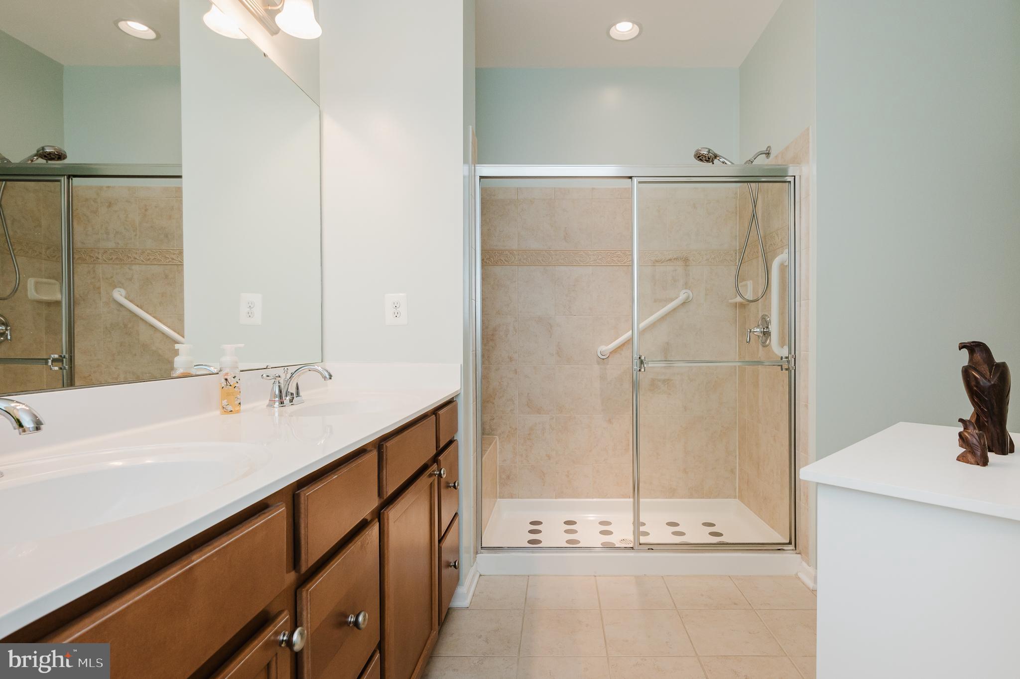 FALLSTON COMMONS - Residential