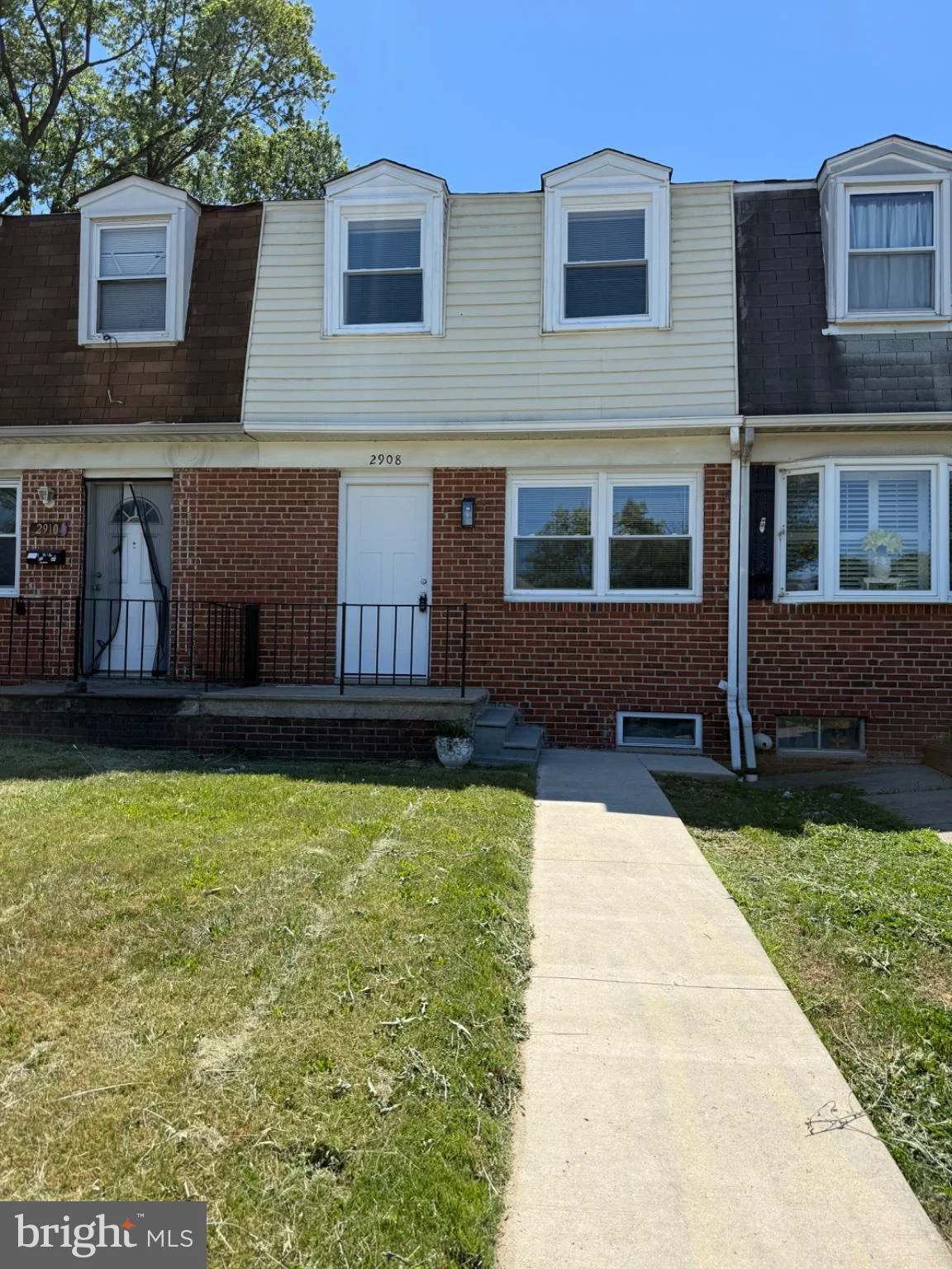 2908 Mallview Road