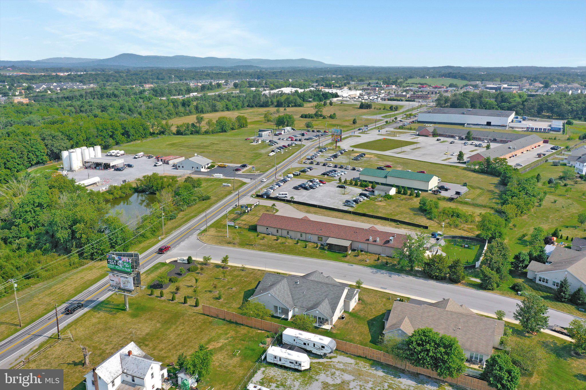 HAMMONDS MILL - Residential