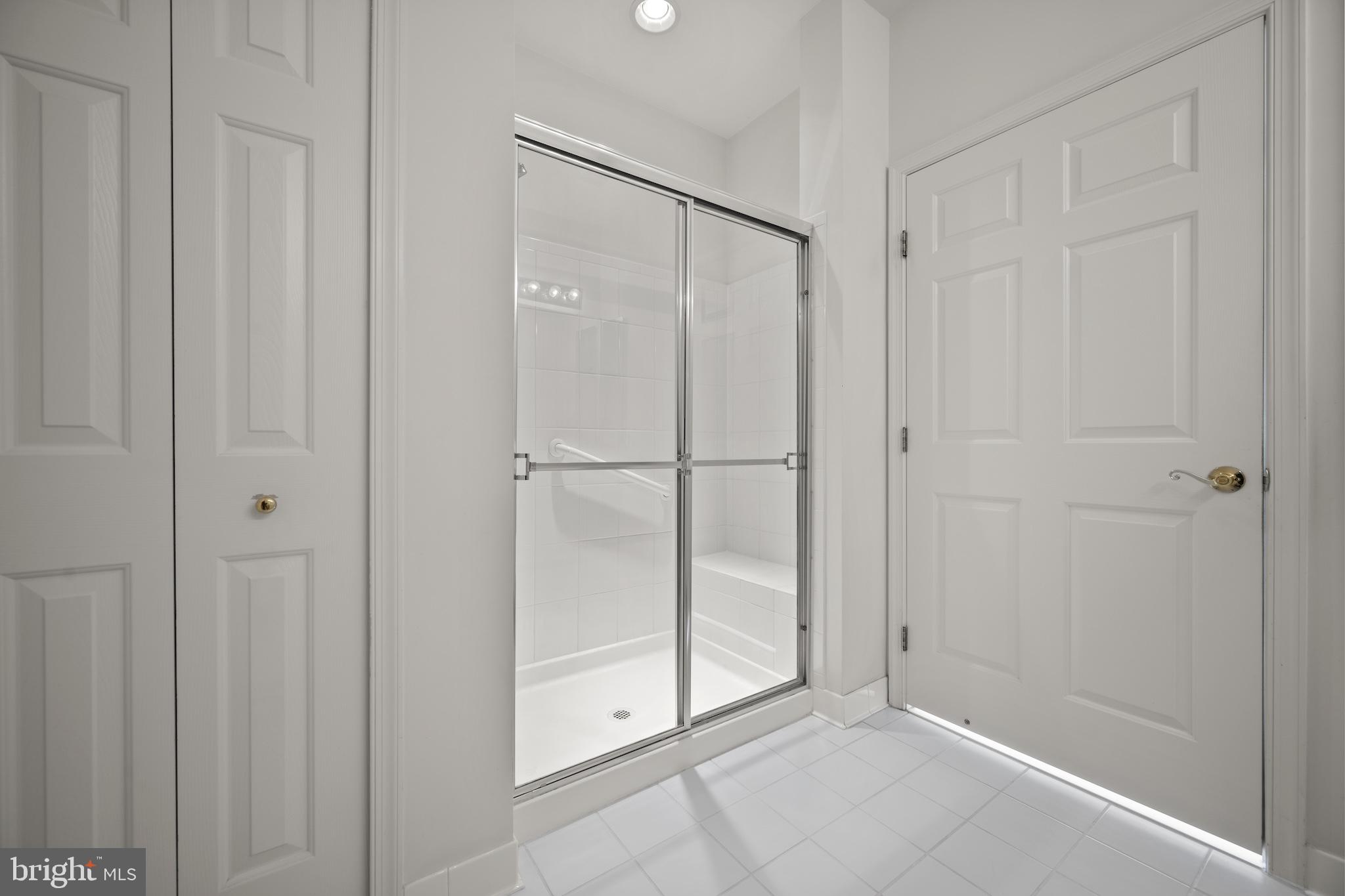 TAYLOR VILLAGE - Residential