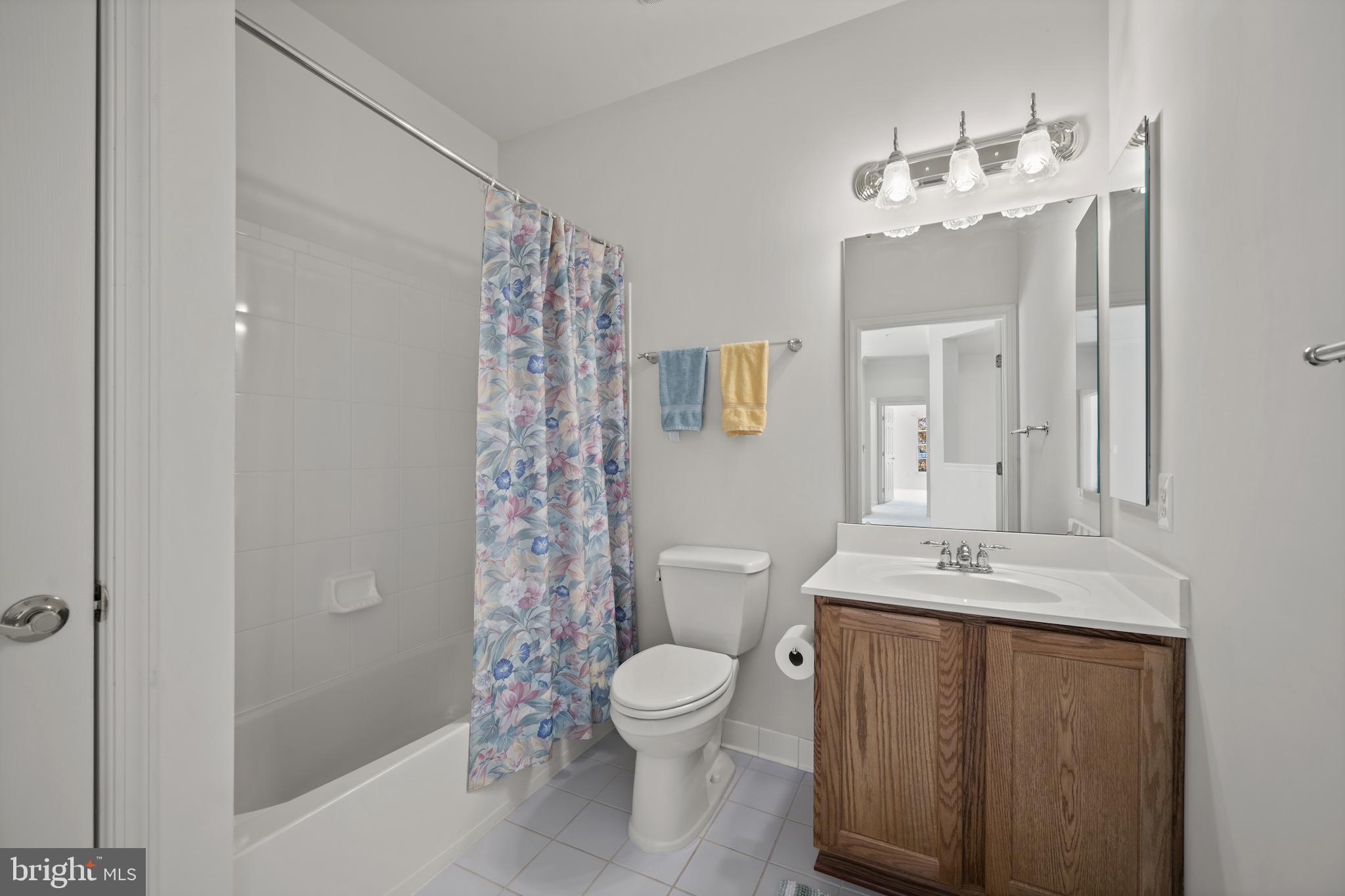 TAYLOR VILLAGE - Residential