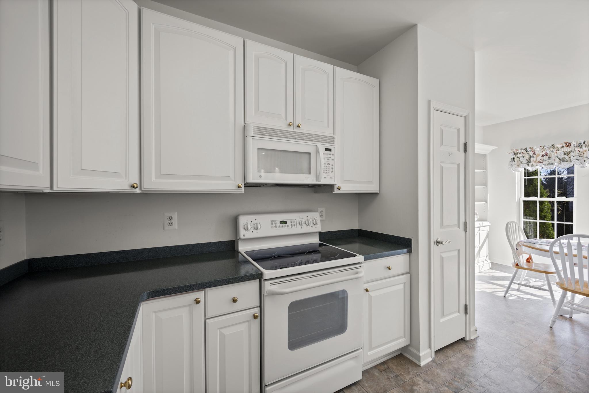 TAYLOR VILLAGE - Residential