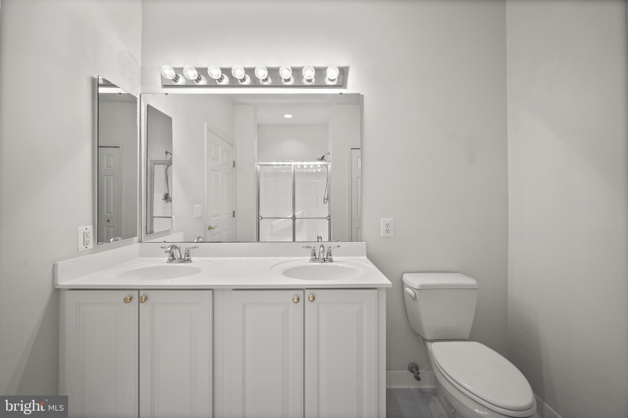 TAYLOR VILLAGE - Residential