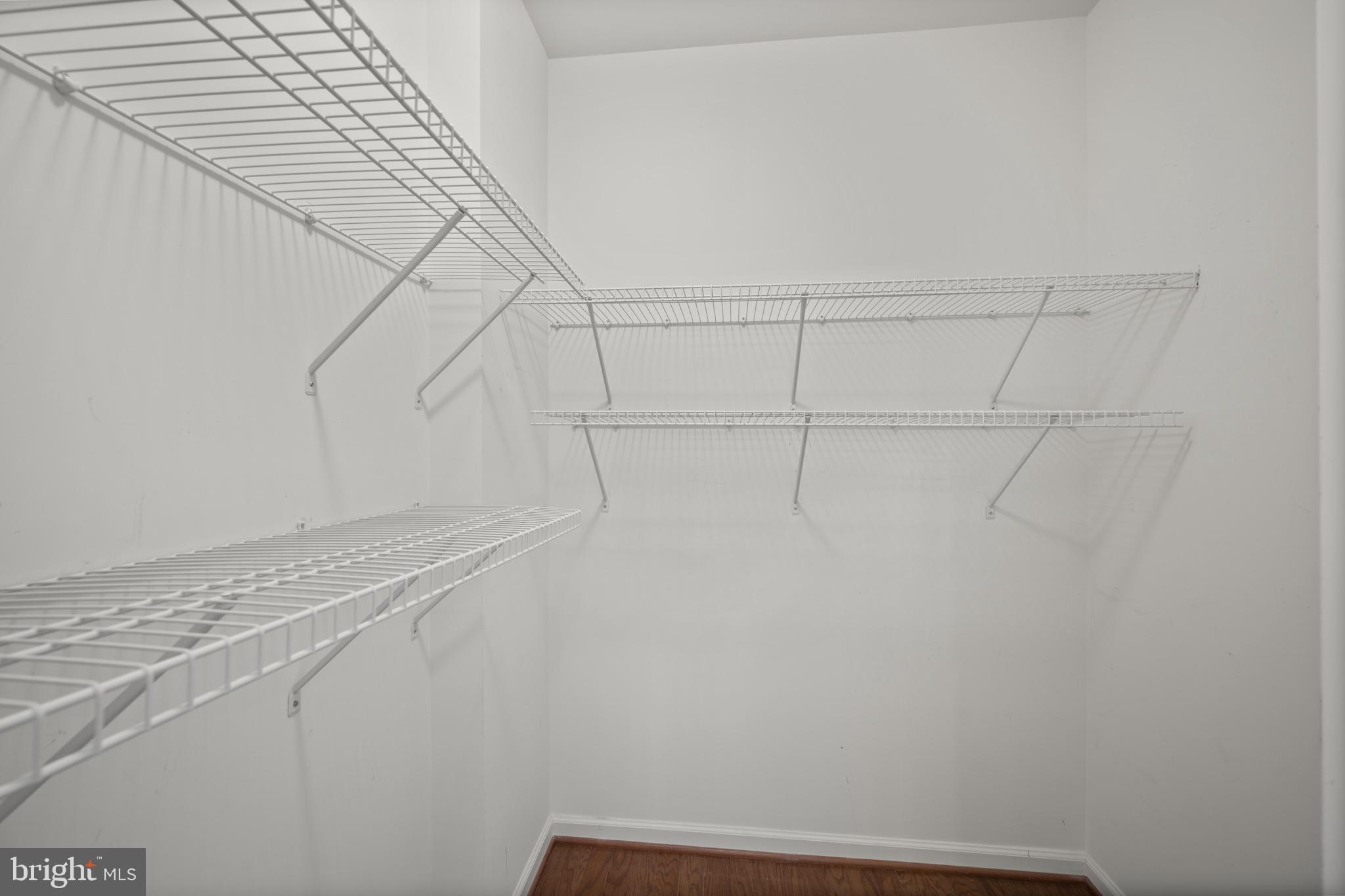 TAYLOR VILLAGE - Residential