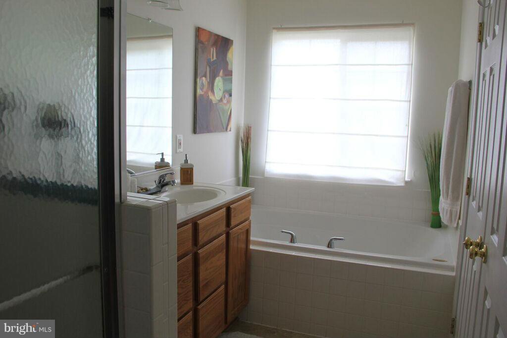 CARTERWOOD - Residential Lease