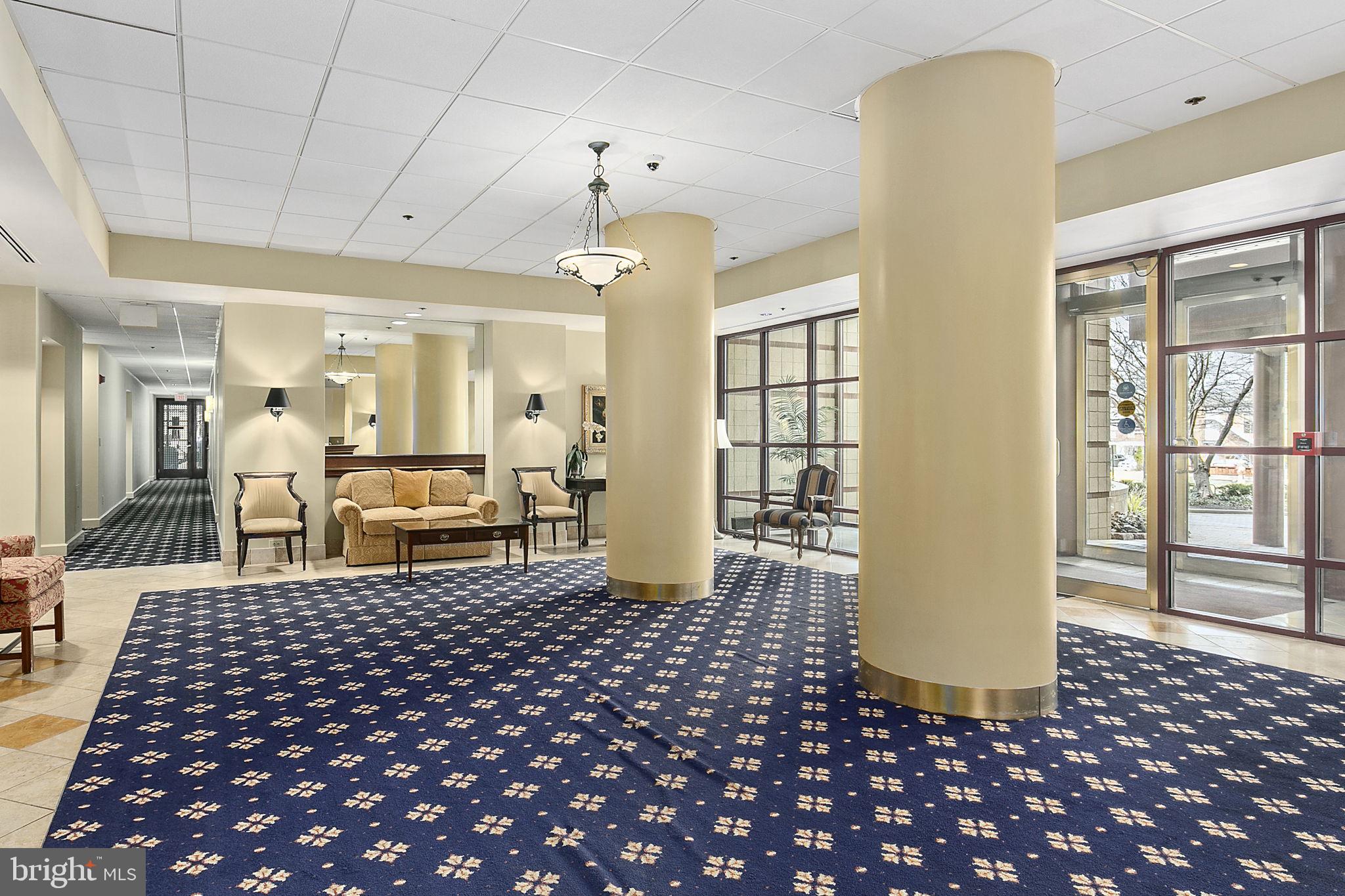 CLARENDON - Residential