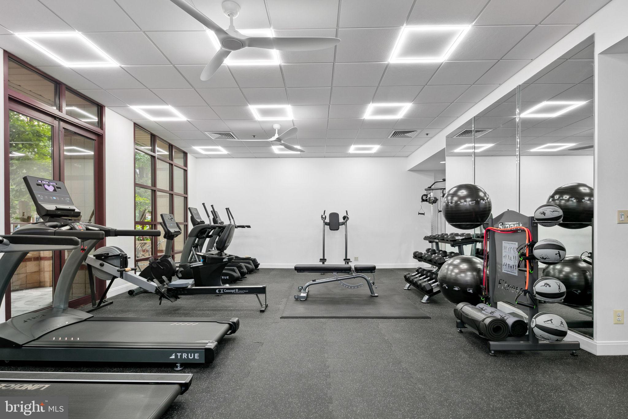 CLARENDON - Residential