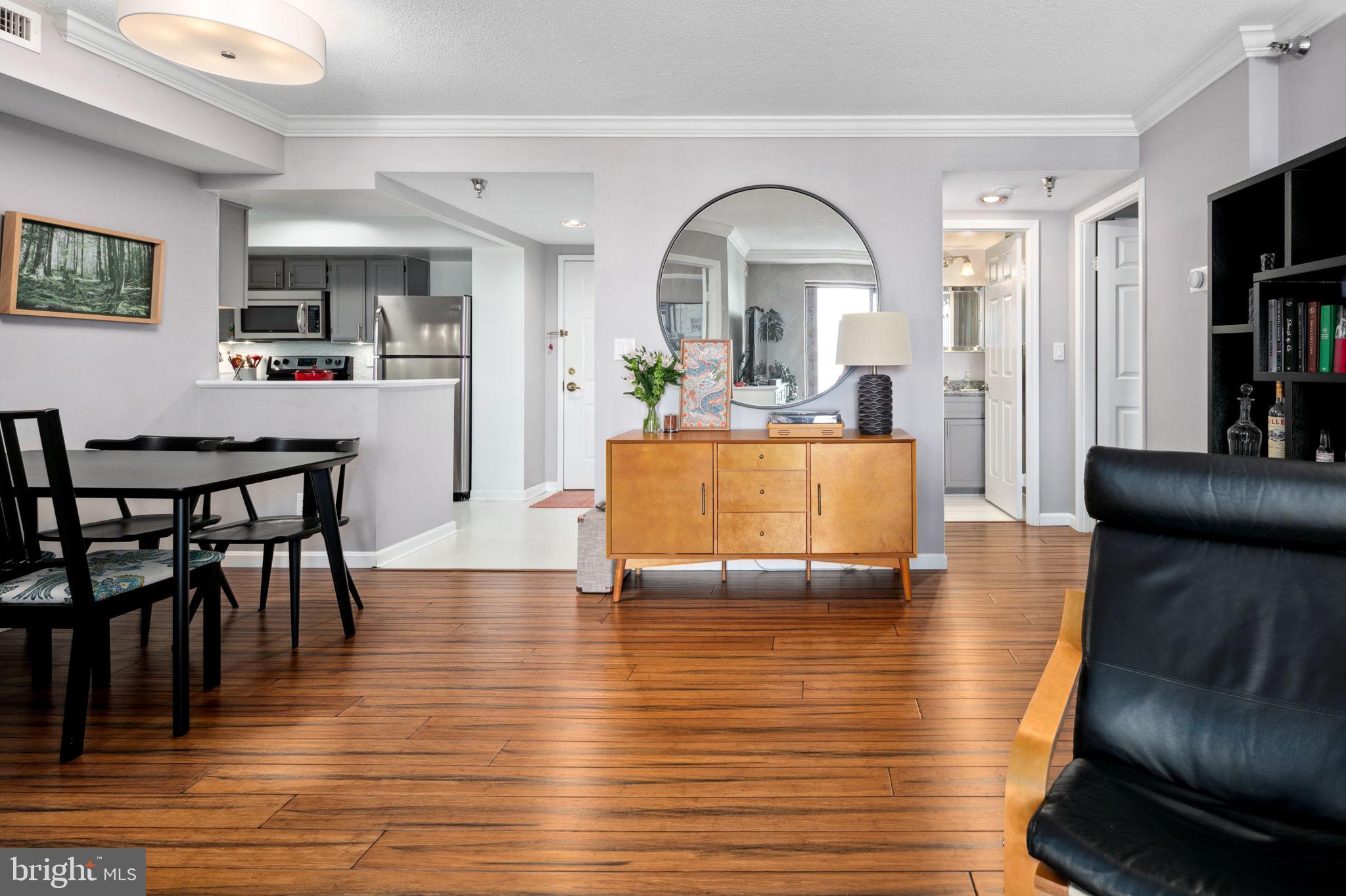 CLARENDON - Residential