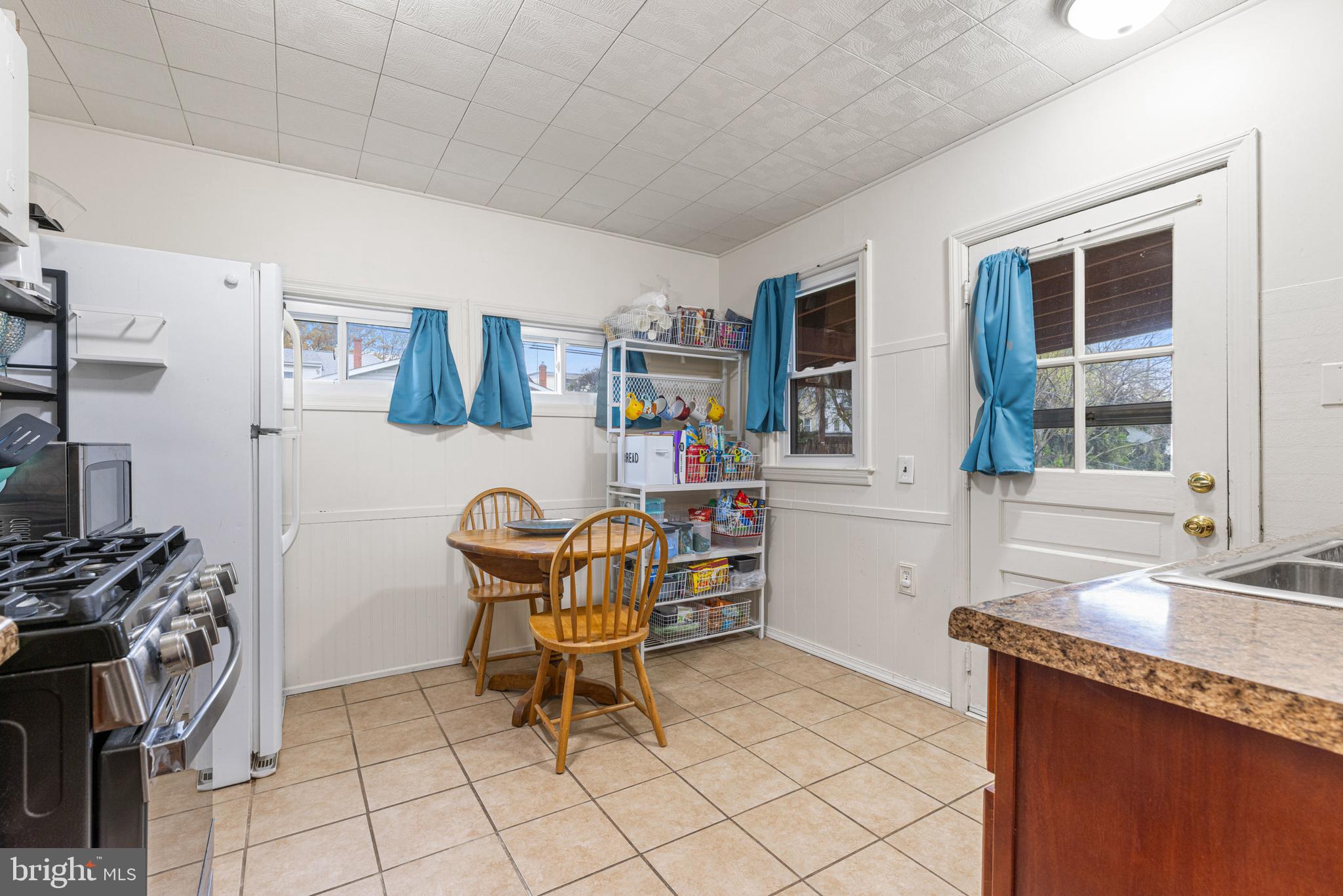 ELMWOOD - Residential