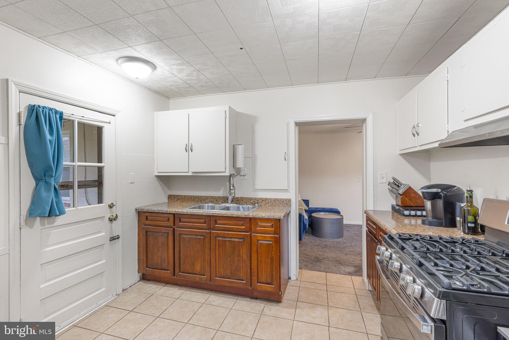 ELMWOOD - Residential