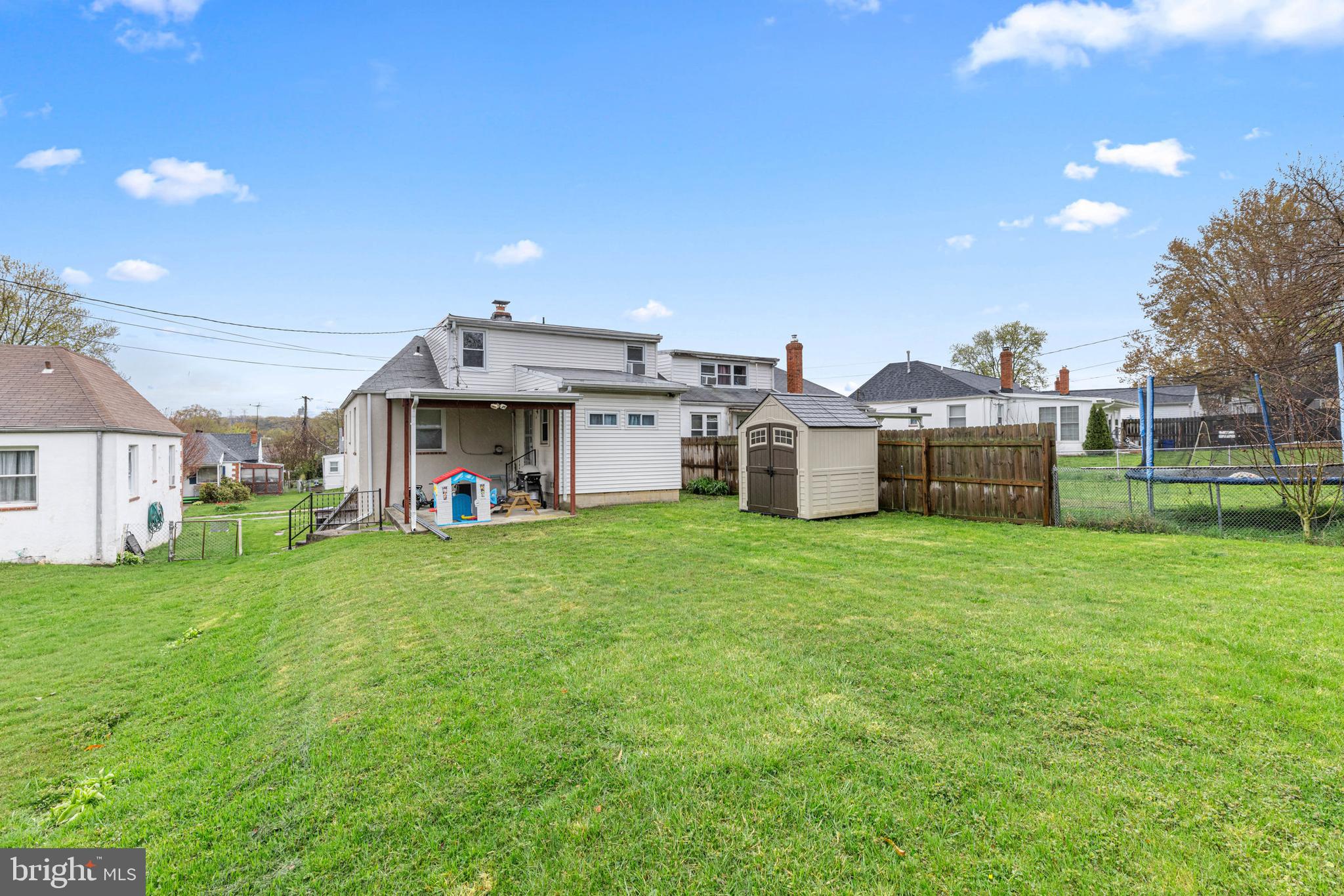 ELMWOOD - Residential