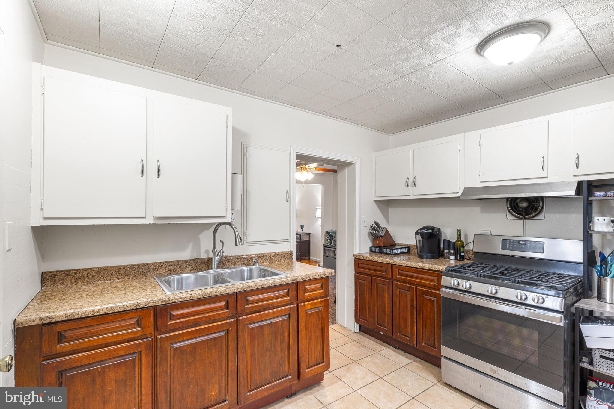 ELMWOOD - Residential