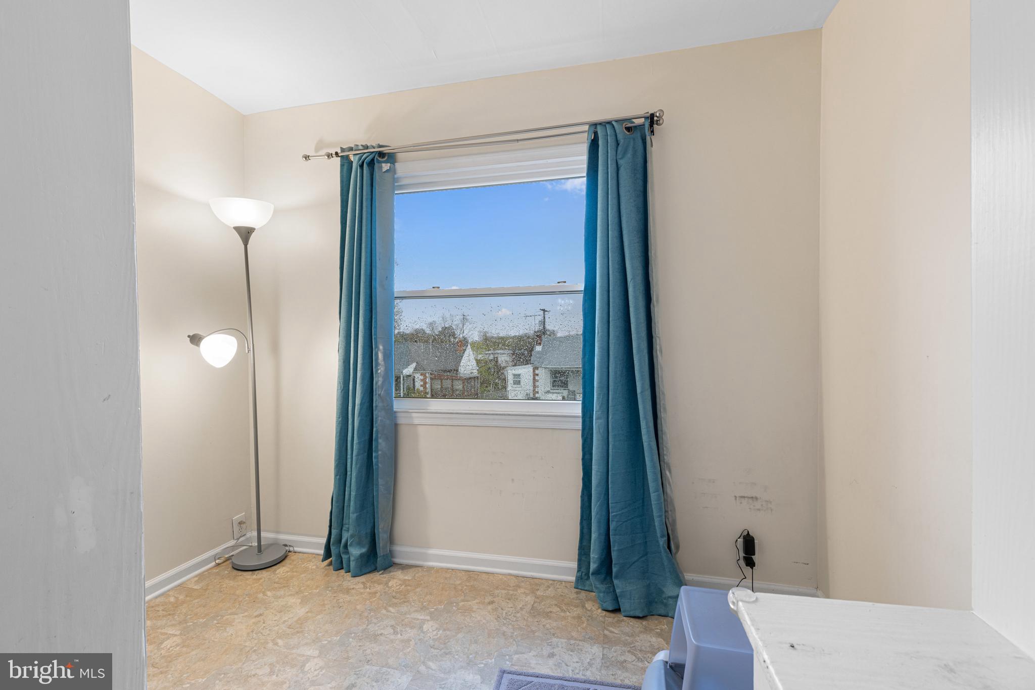 ELMWOOD - Residential