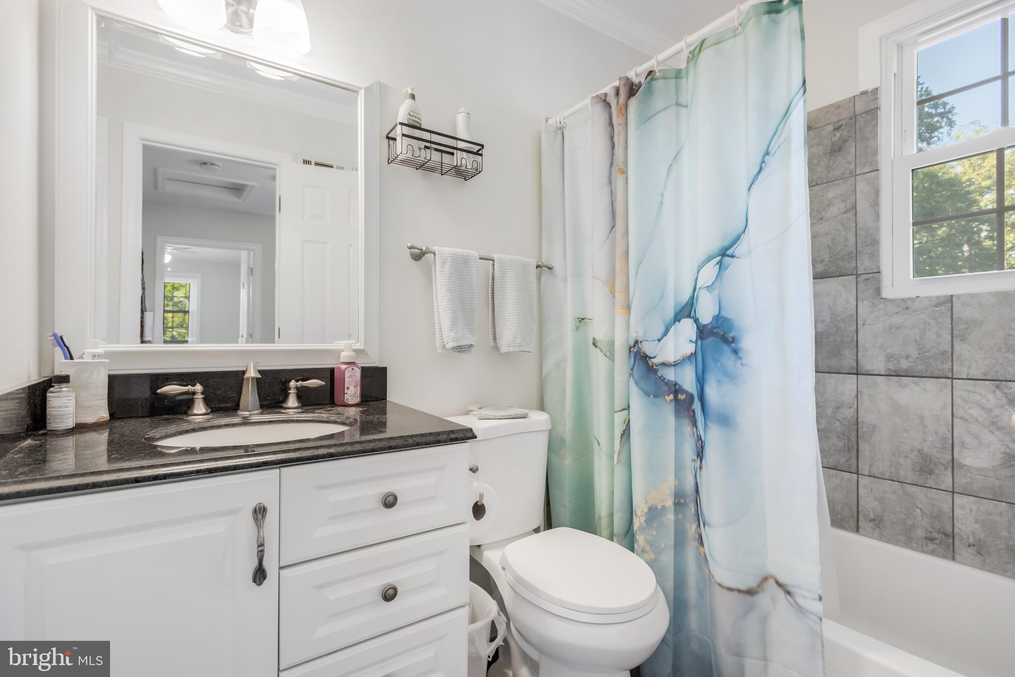 LONDONTOWN - Residential