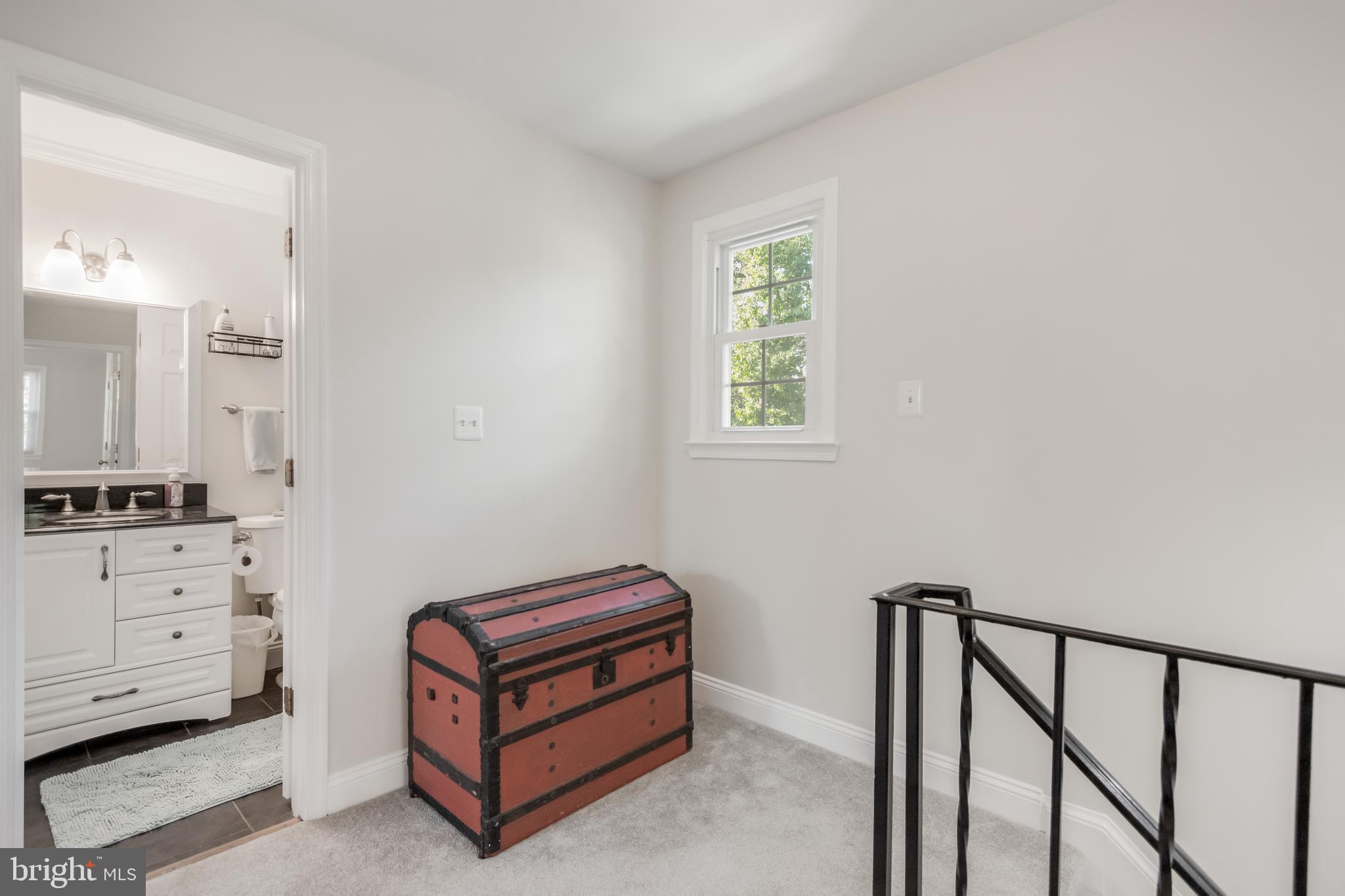 LONDONTOWN - Residential