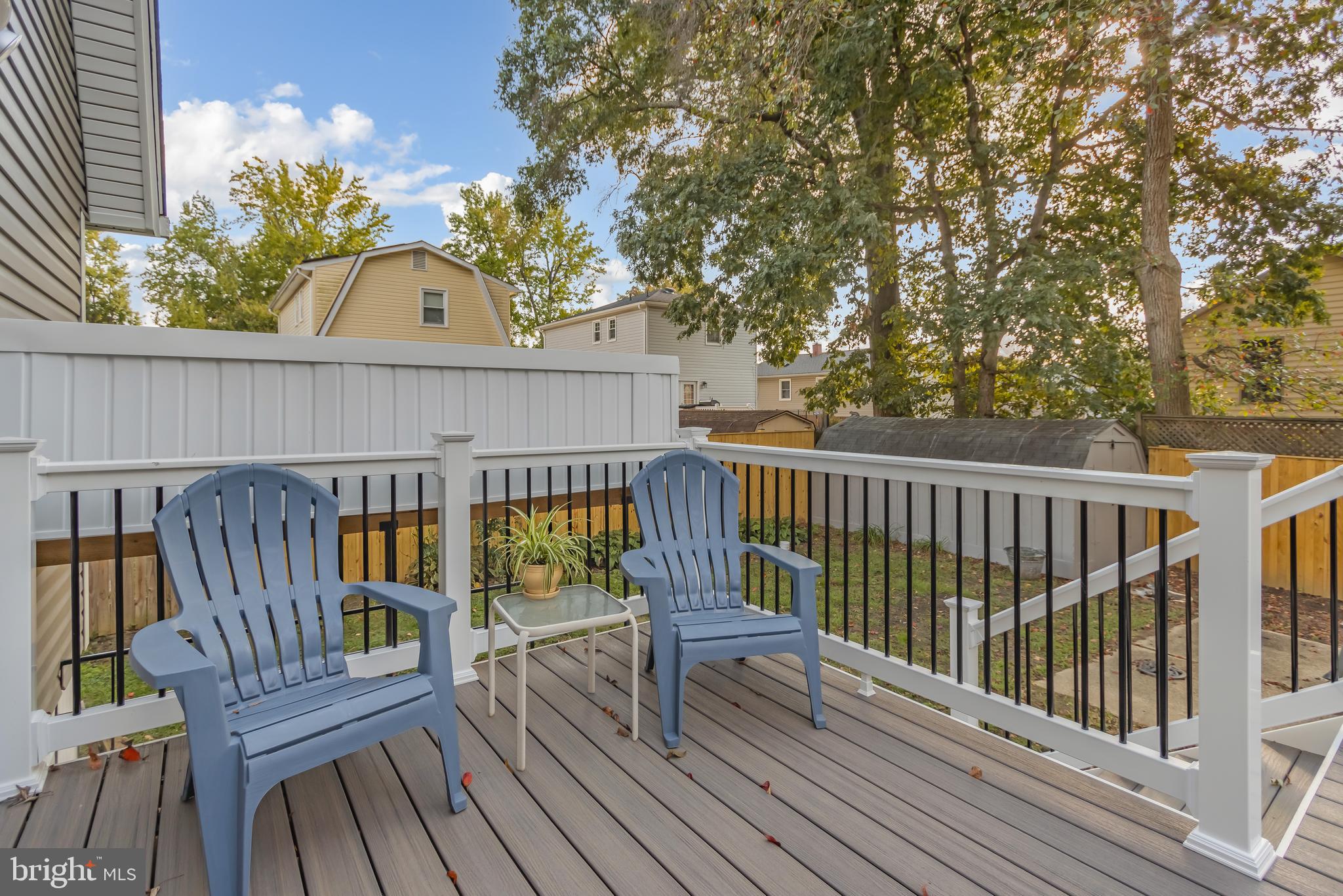 LONDONTOWN - Residential