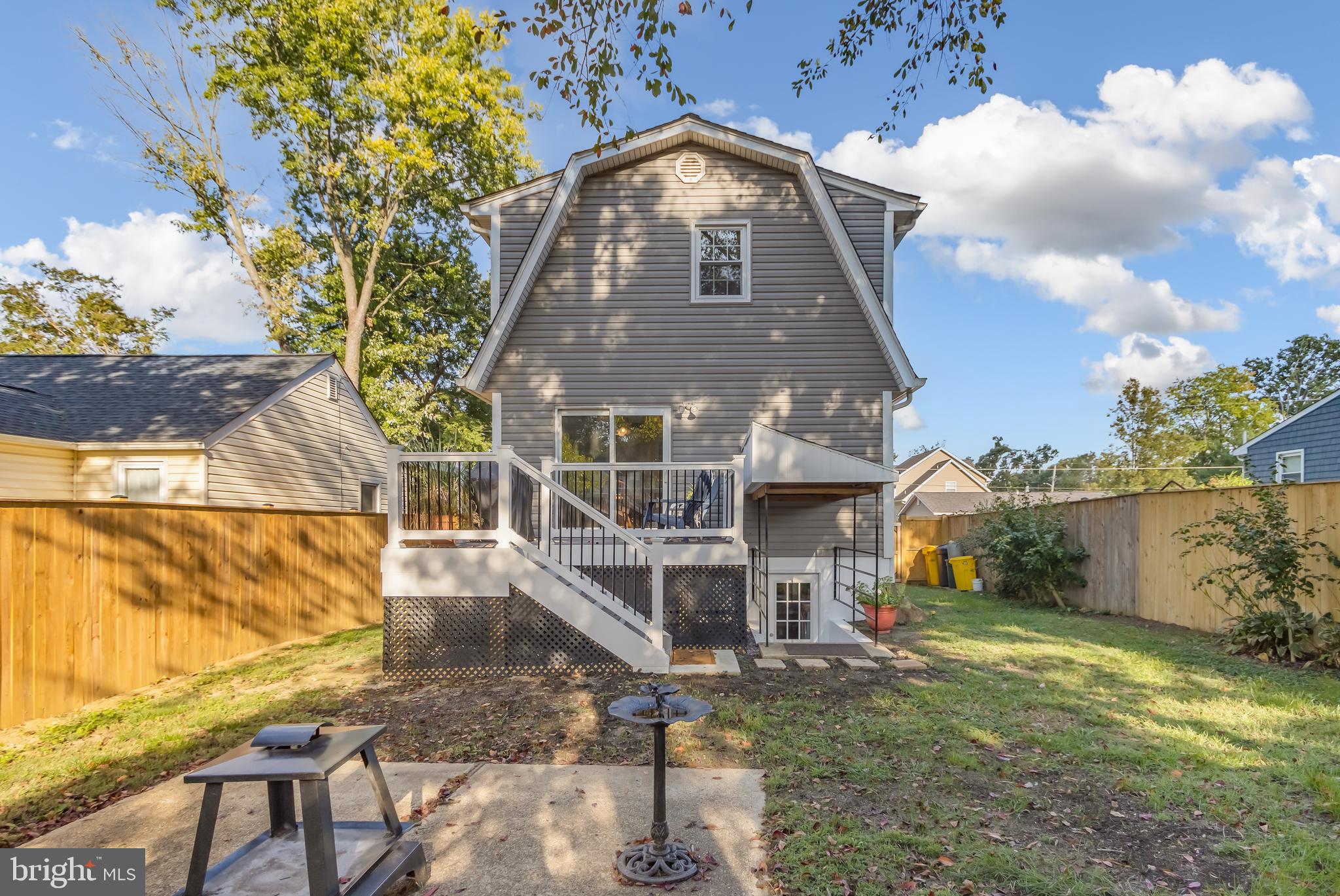 LONDONTOWN - Residential