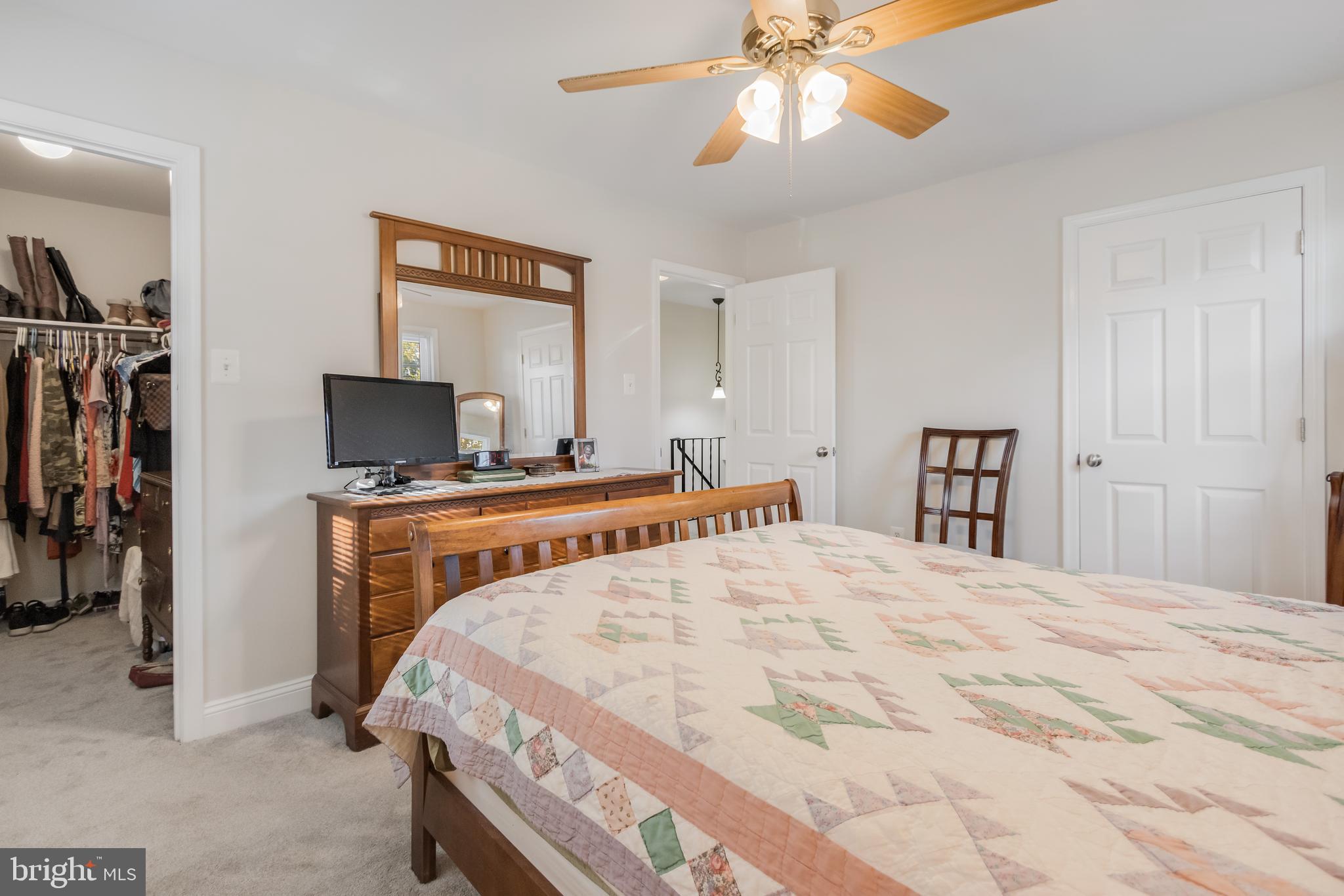 LONDONTOWN - Residential