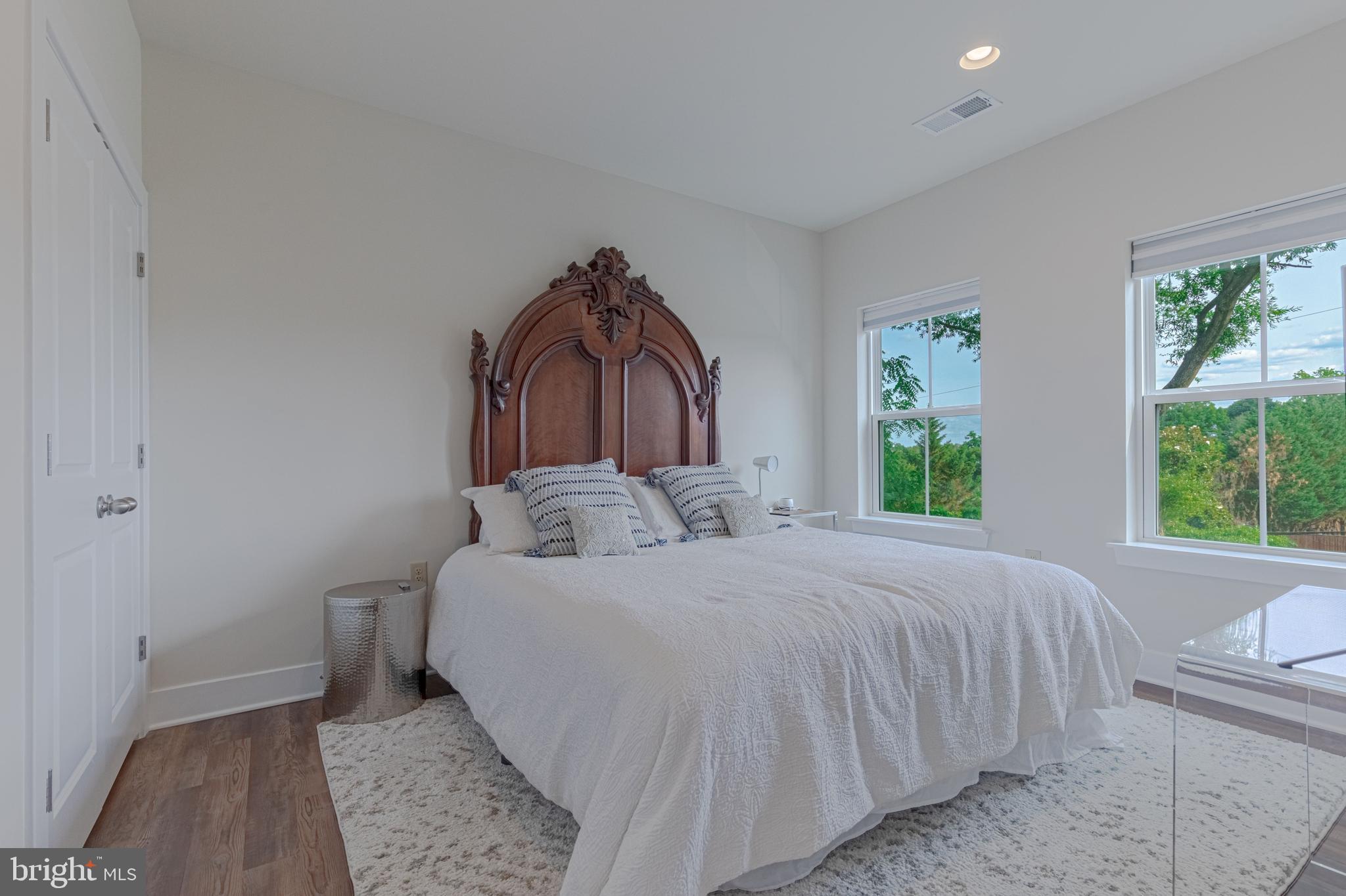 BELTSVILLE - Residential