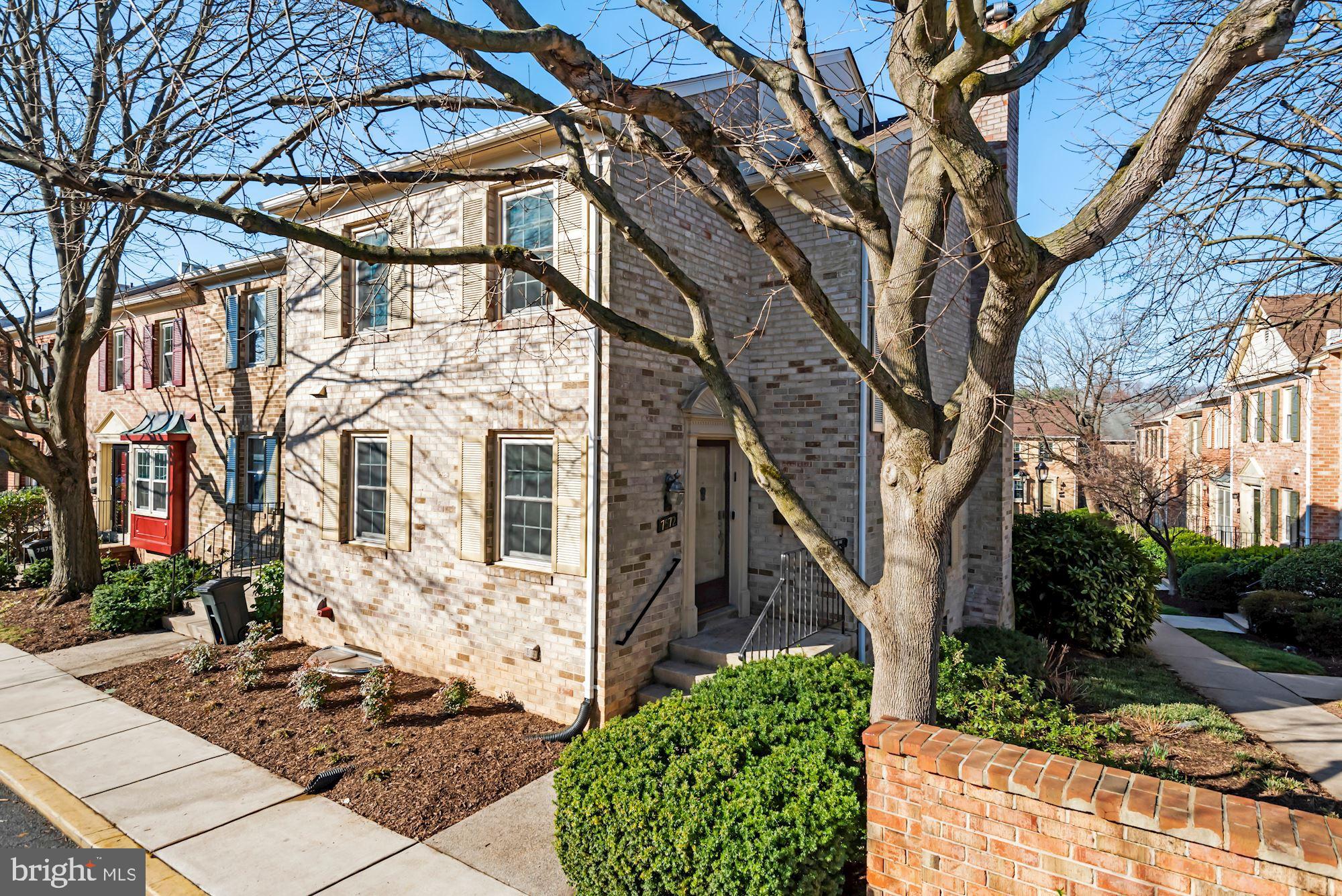 WESTLAKE TERRACE - Residential Lease