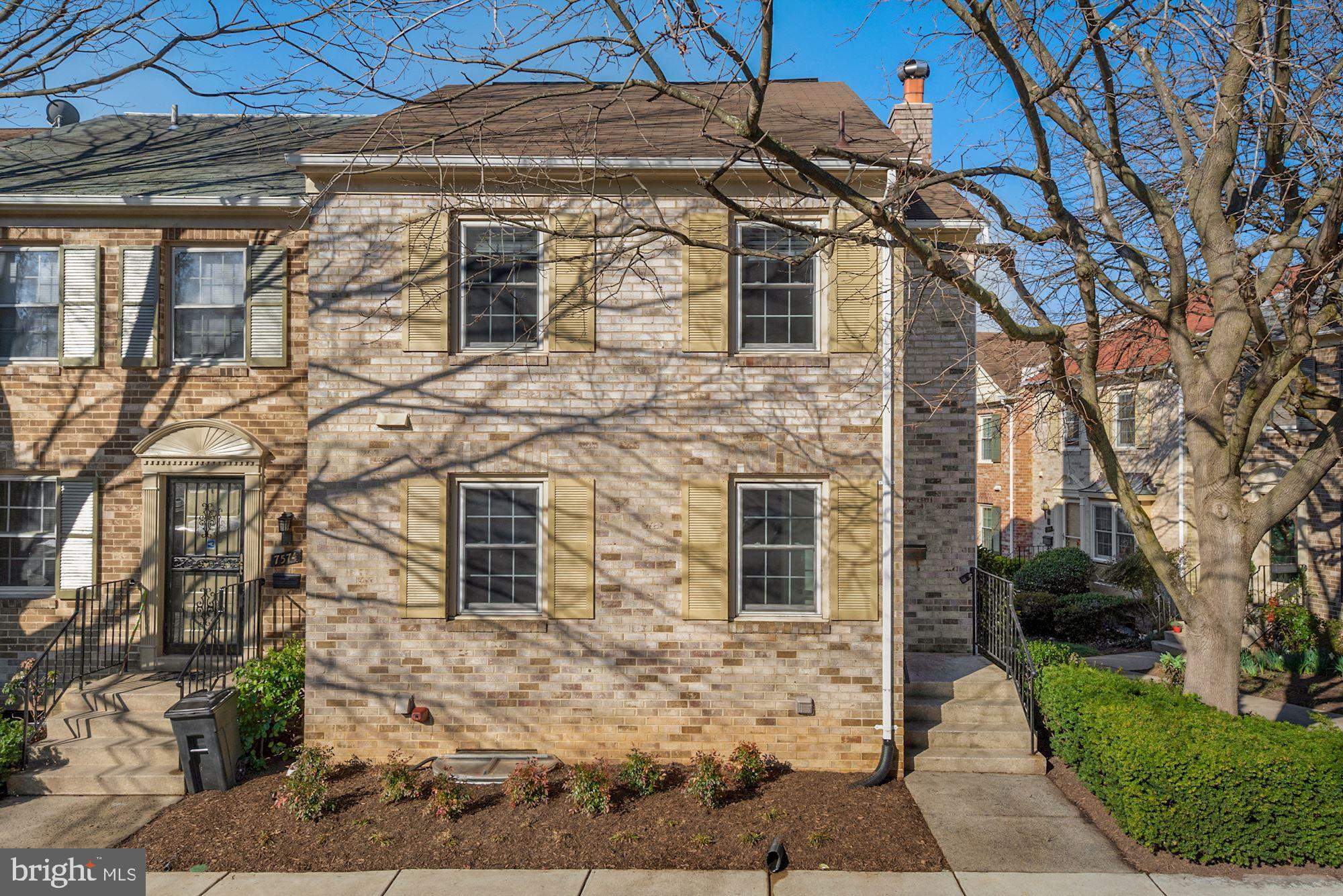 WESTLAKE TERRACE - Residential Lease