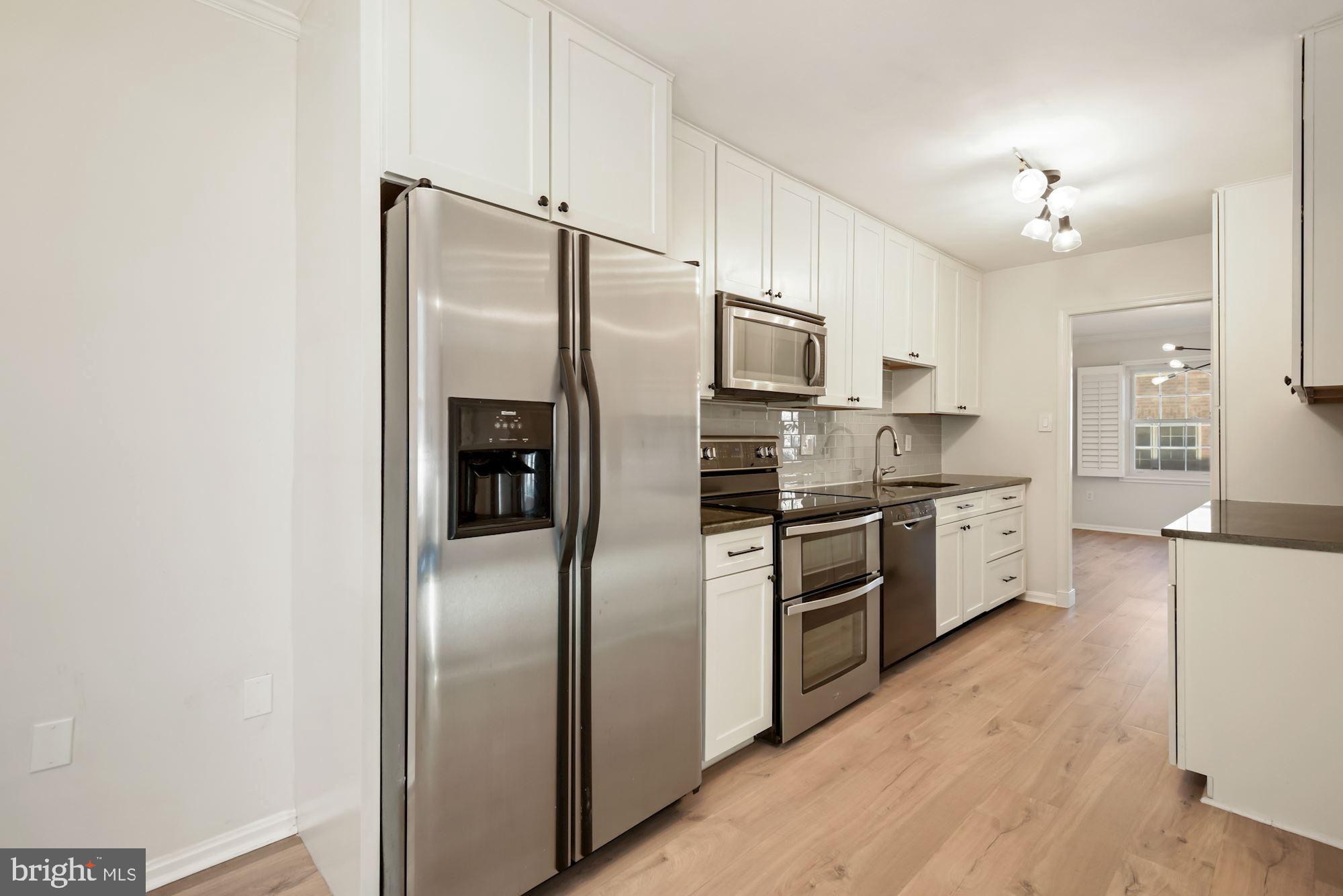 WESTLAKE TERRACE - Residential Lease