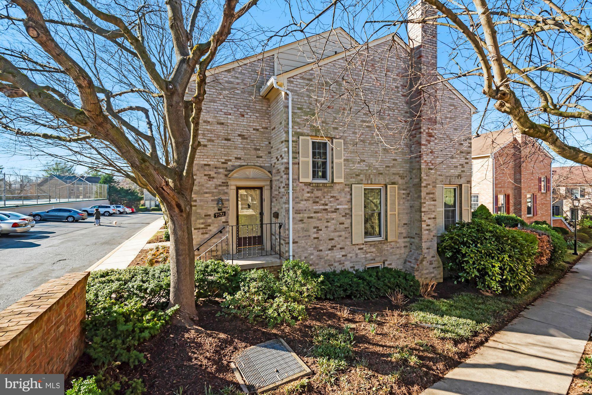 WESTLAKE TERRACE - Residential Lease