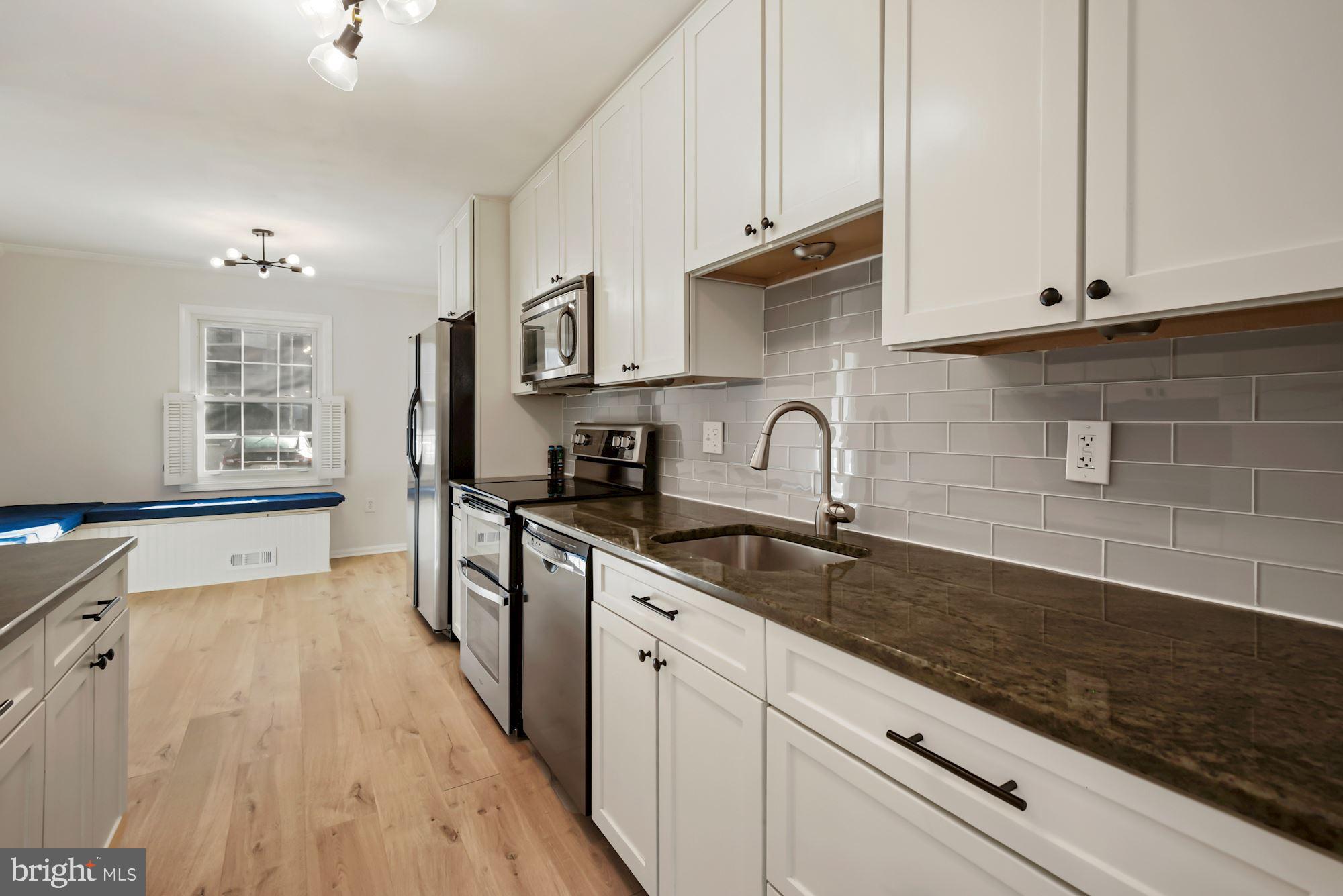 WESTLAKE TERRACE - Residential Lease