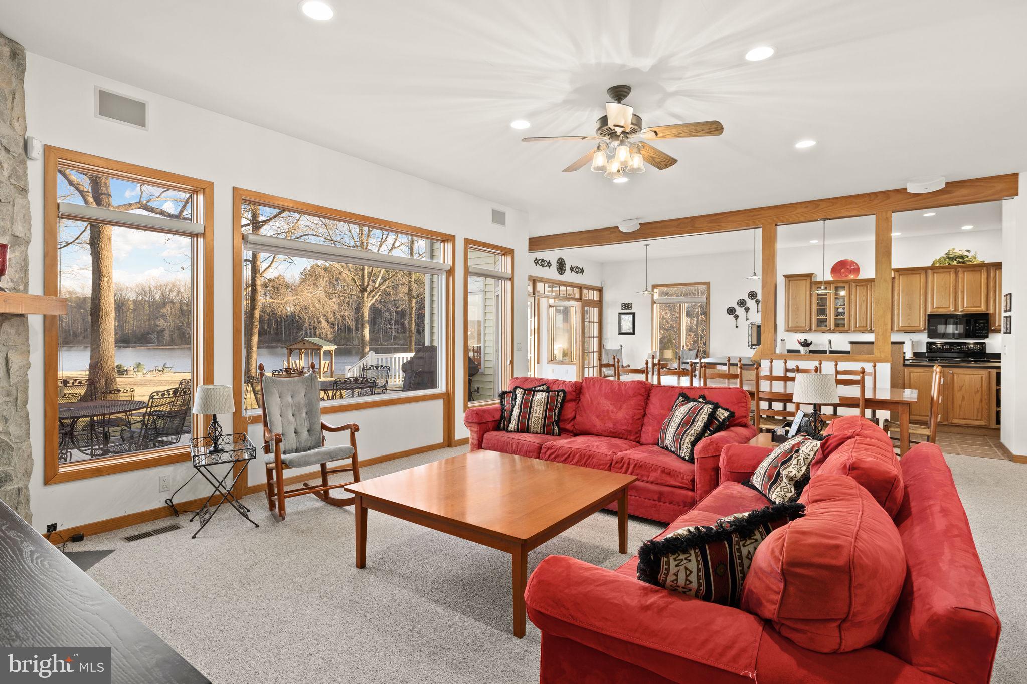 TALL PINES - Residential