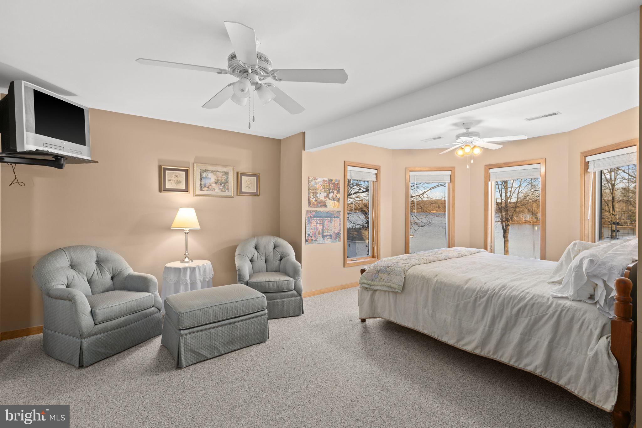 TALL PINES - Residential