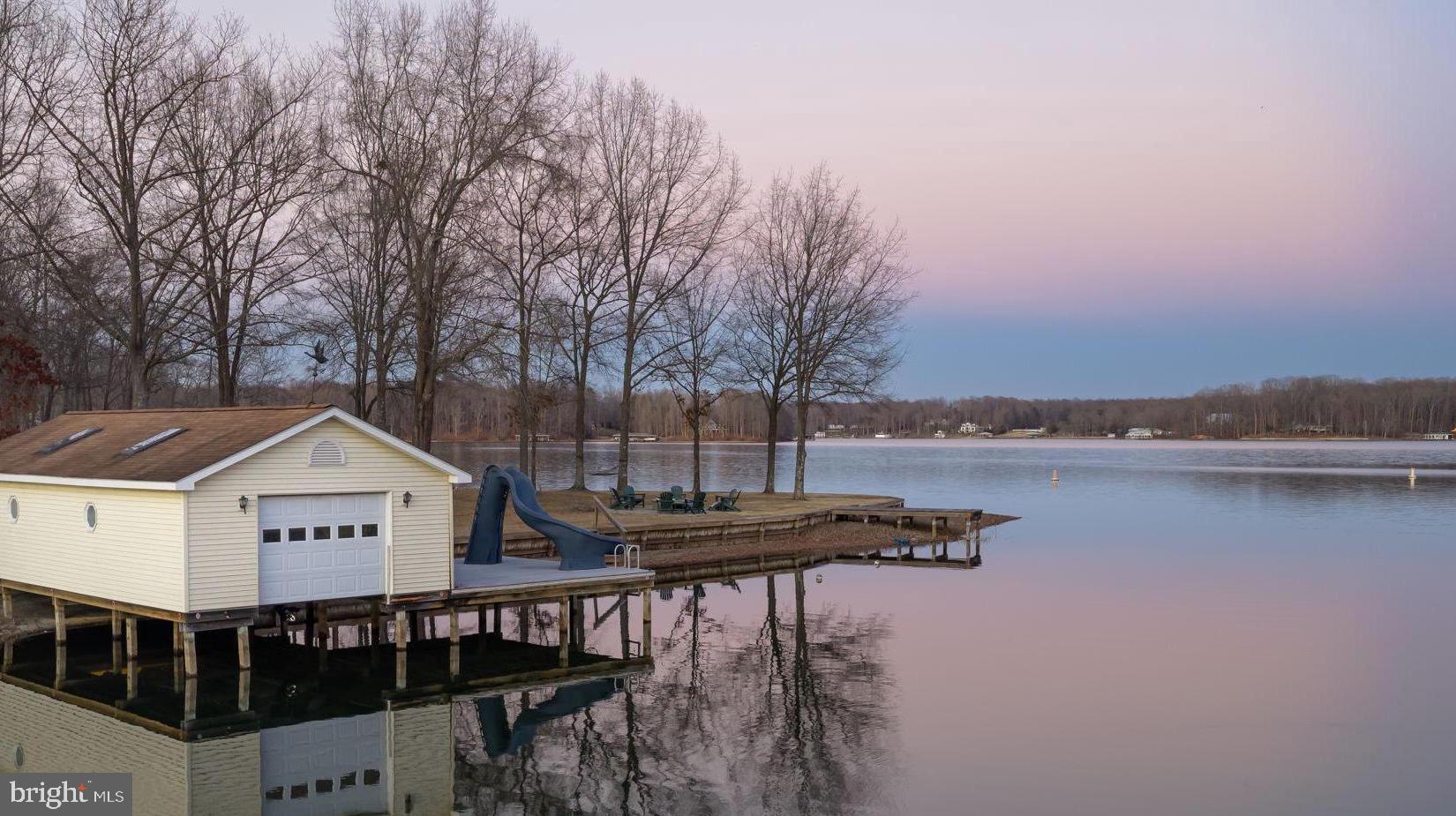 TALL PINES - Residential