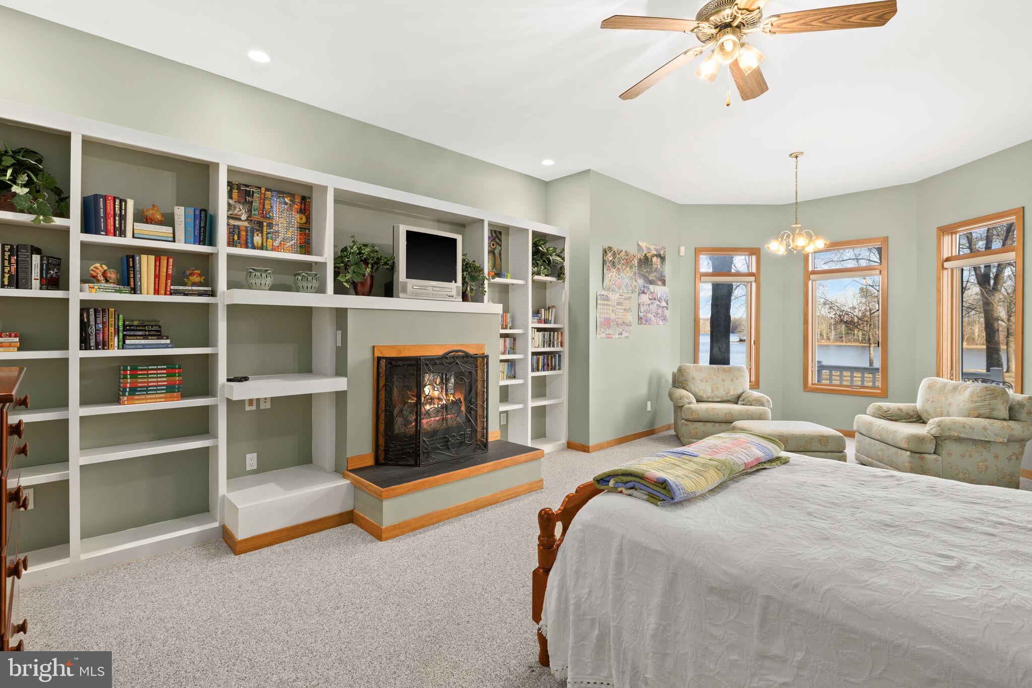 TALL PINES - Residential