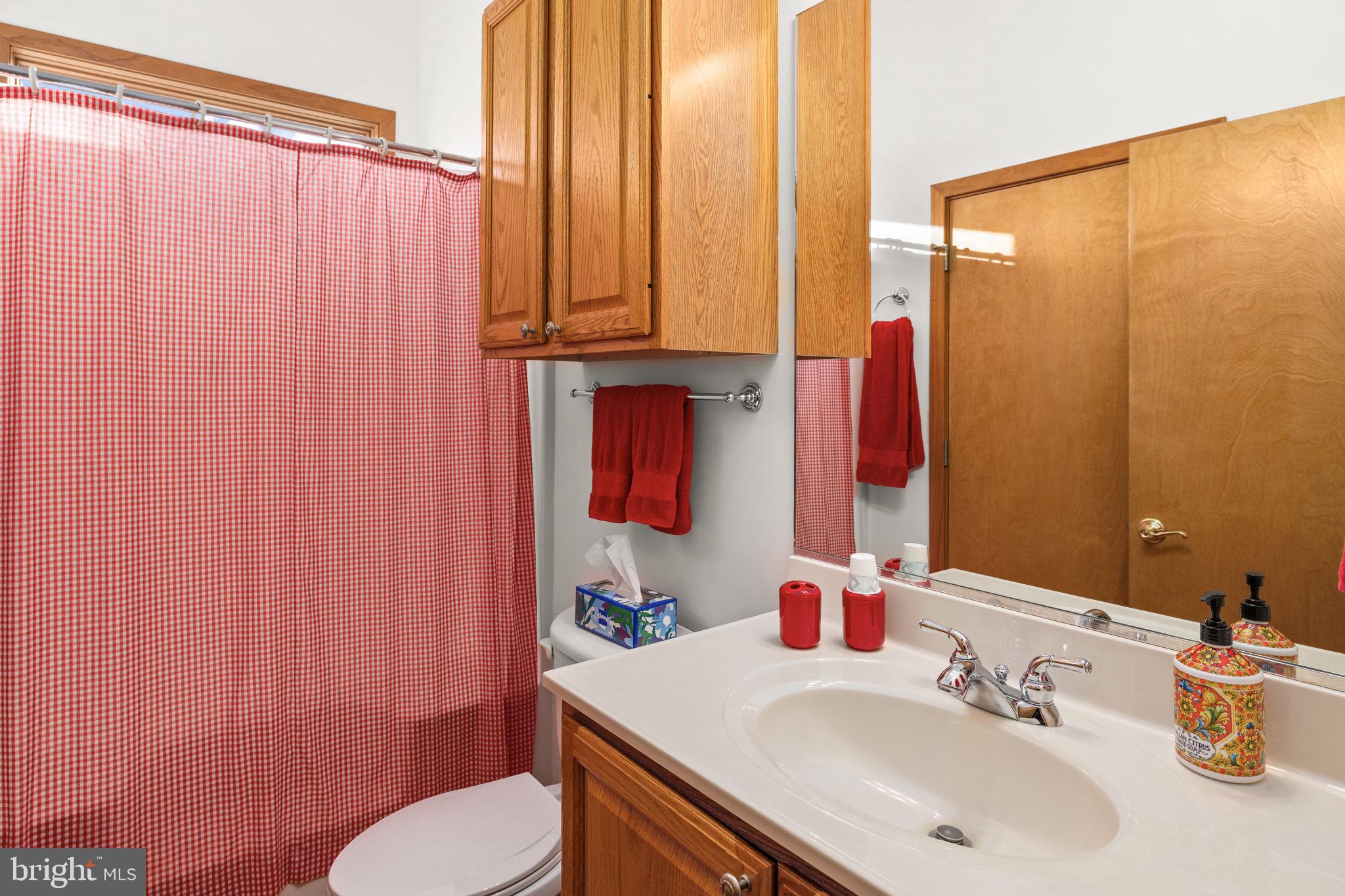 TALL PINES - Residential