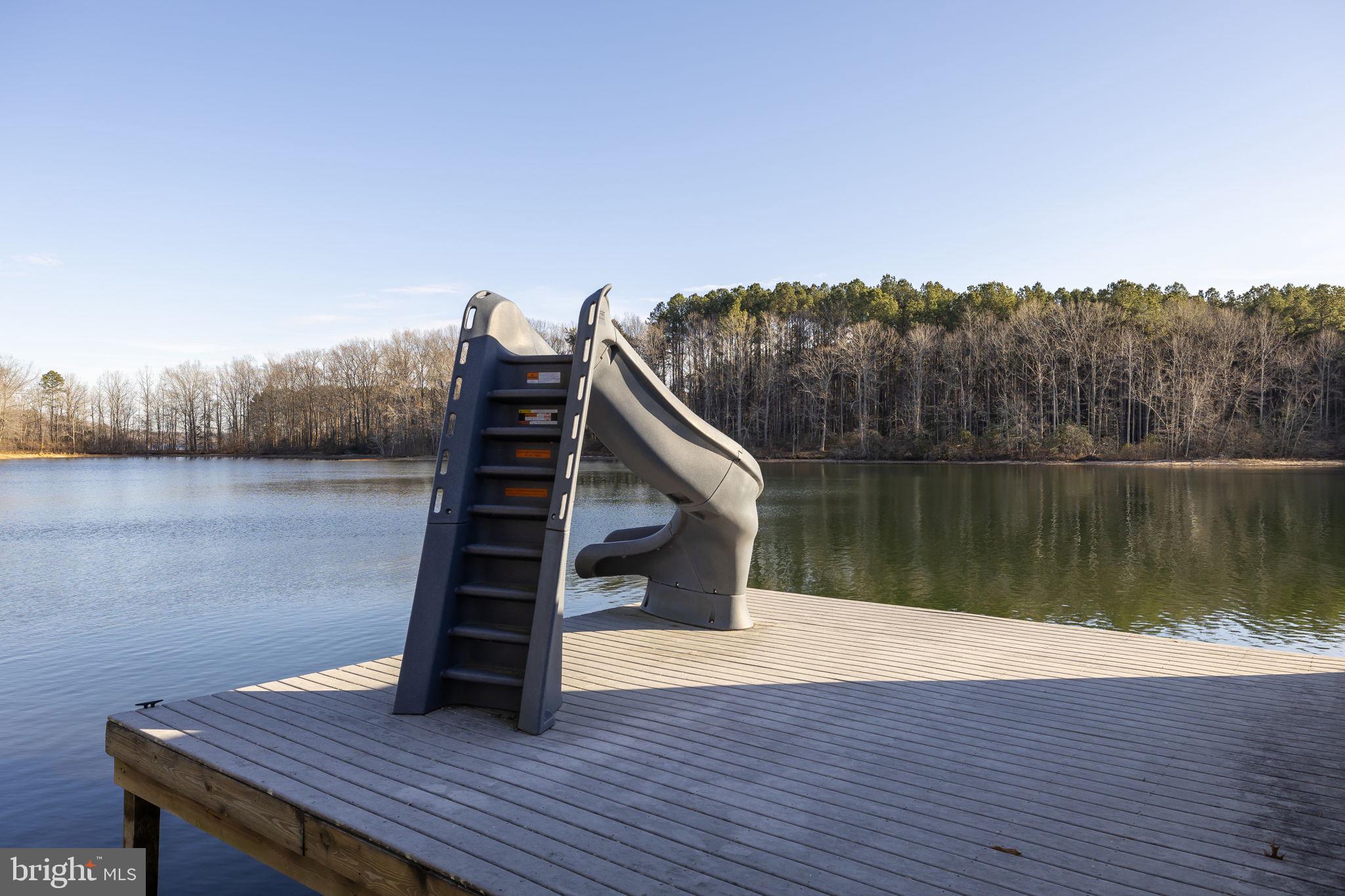 TALL PINES - Residential