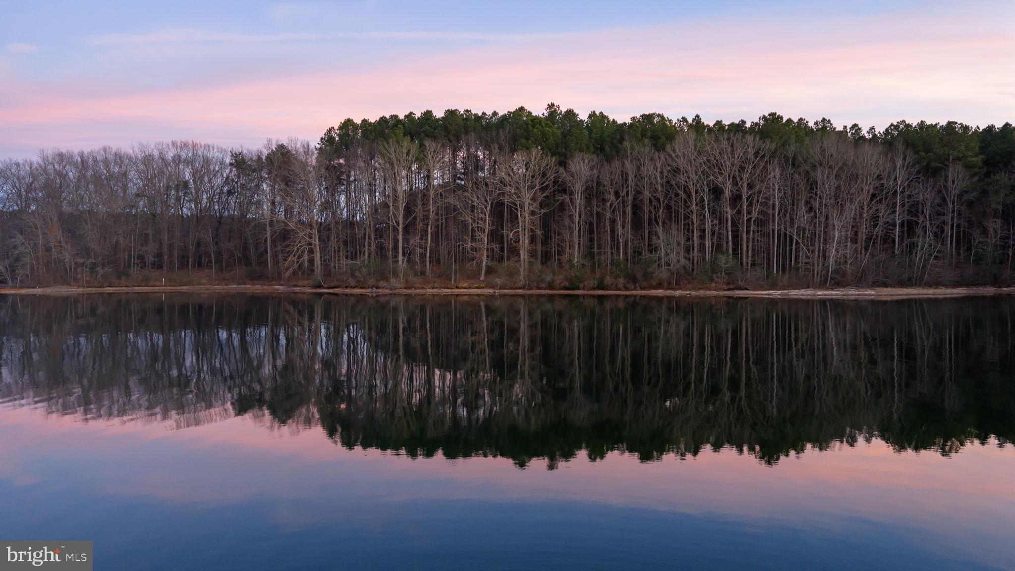 TALL PINES - Residential