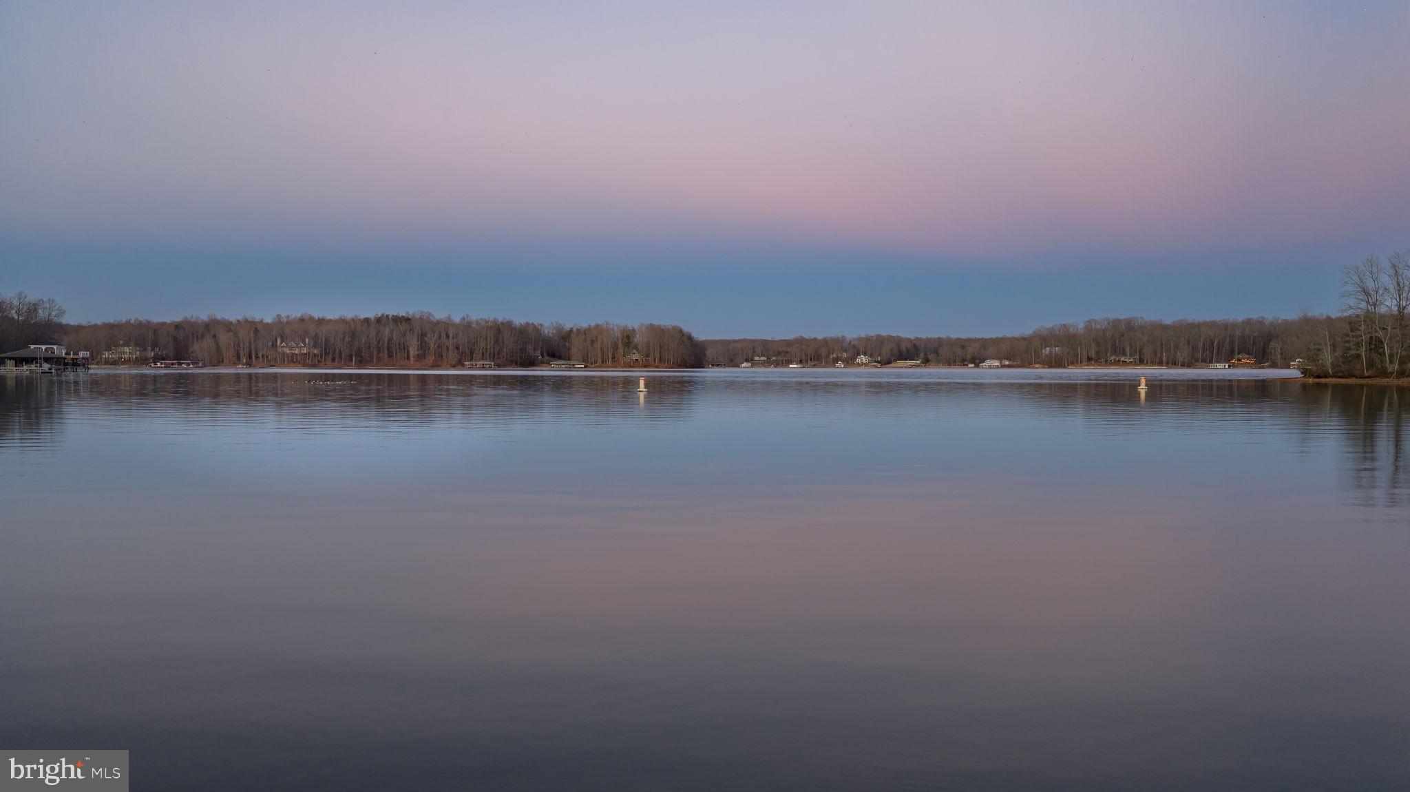 TALL PINES - Residential