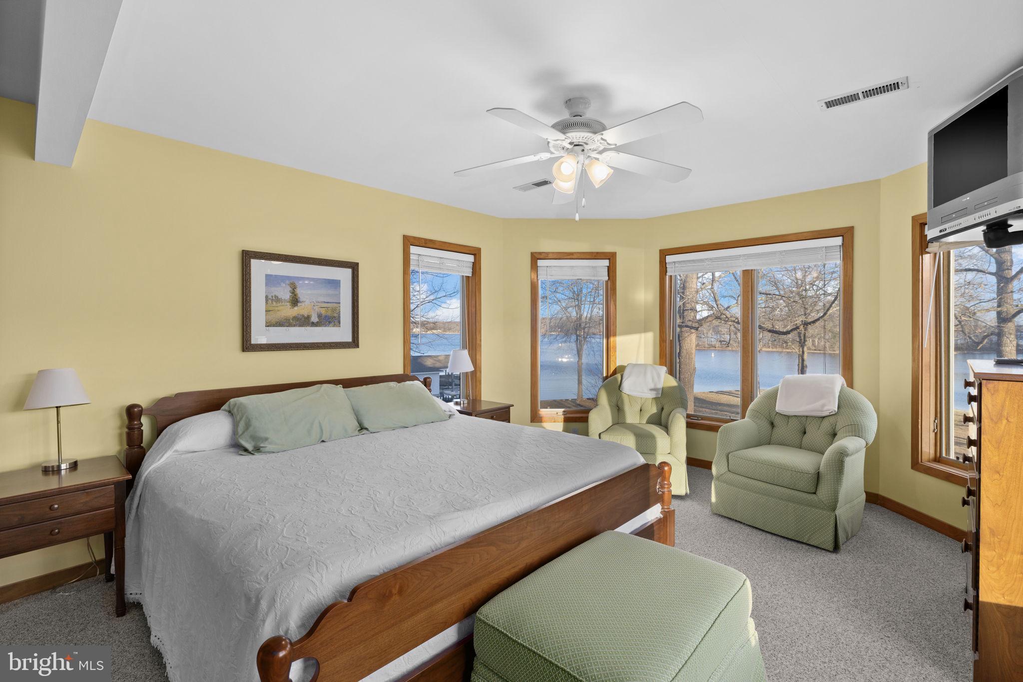 TALL PINES - Residential