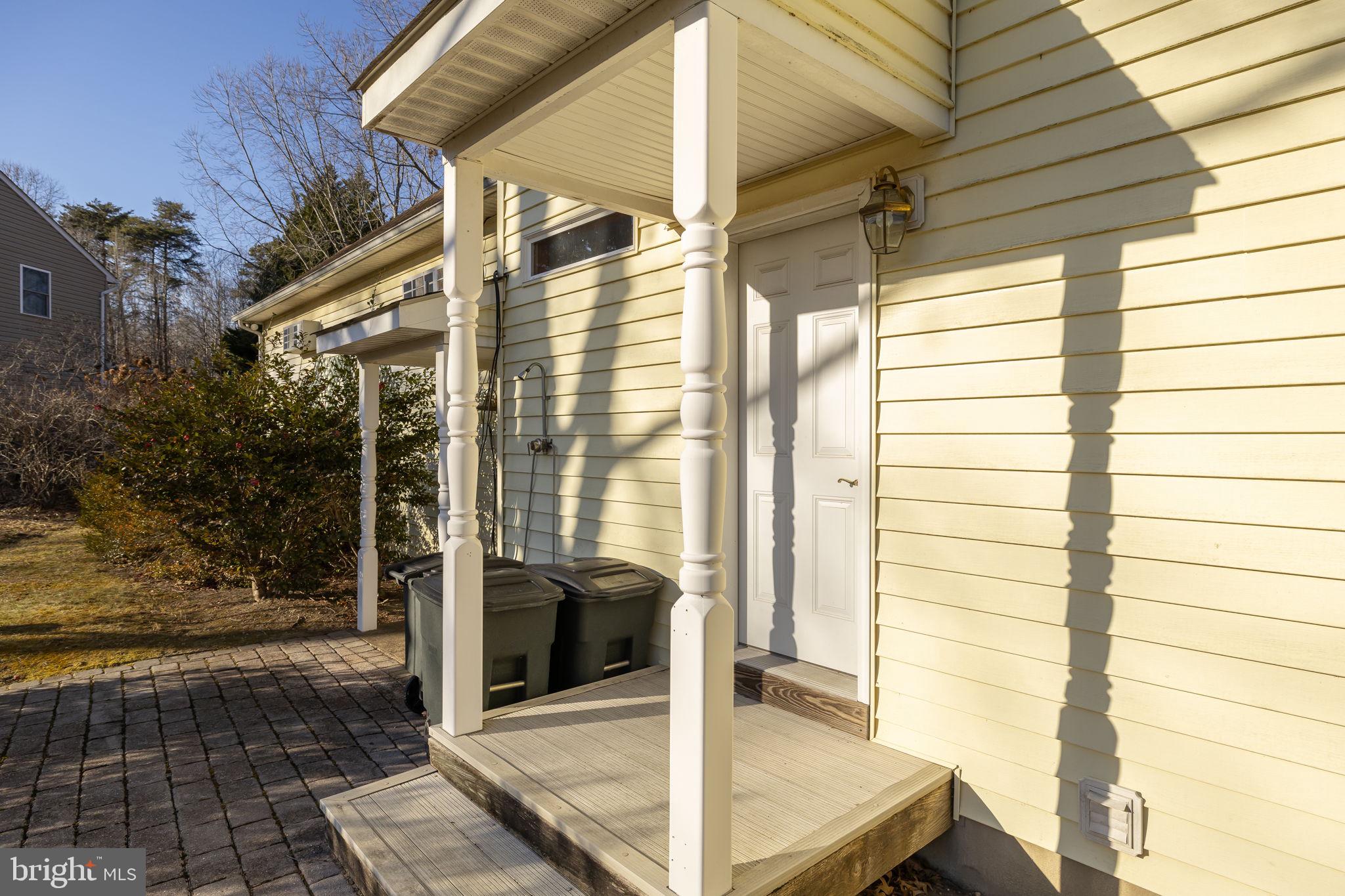 TALL PINES - Residential