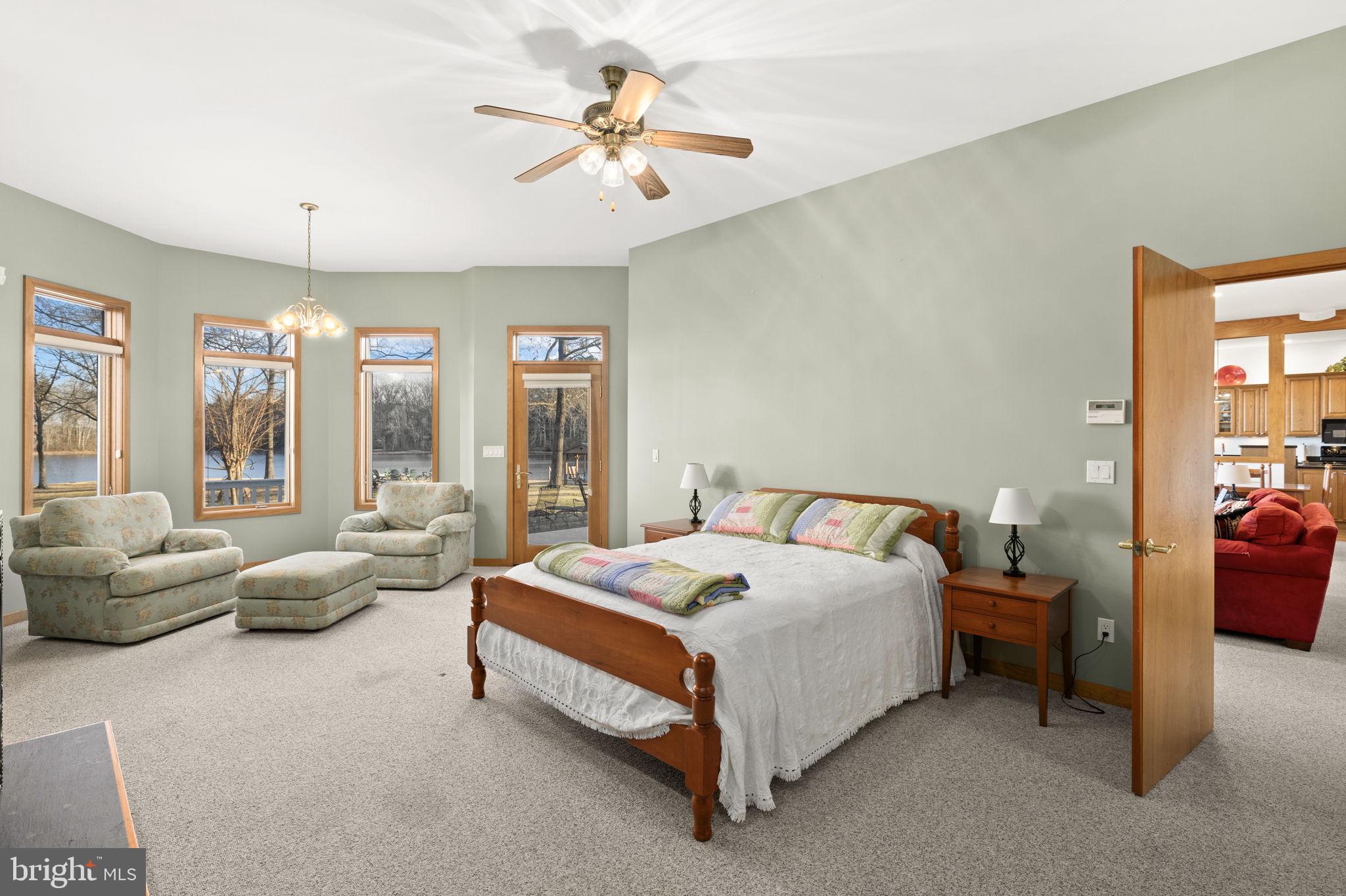 TALL PINES - Residential