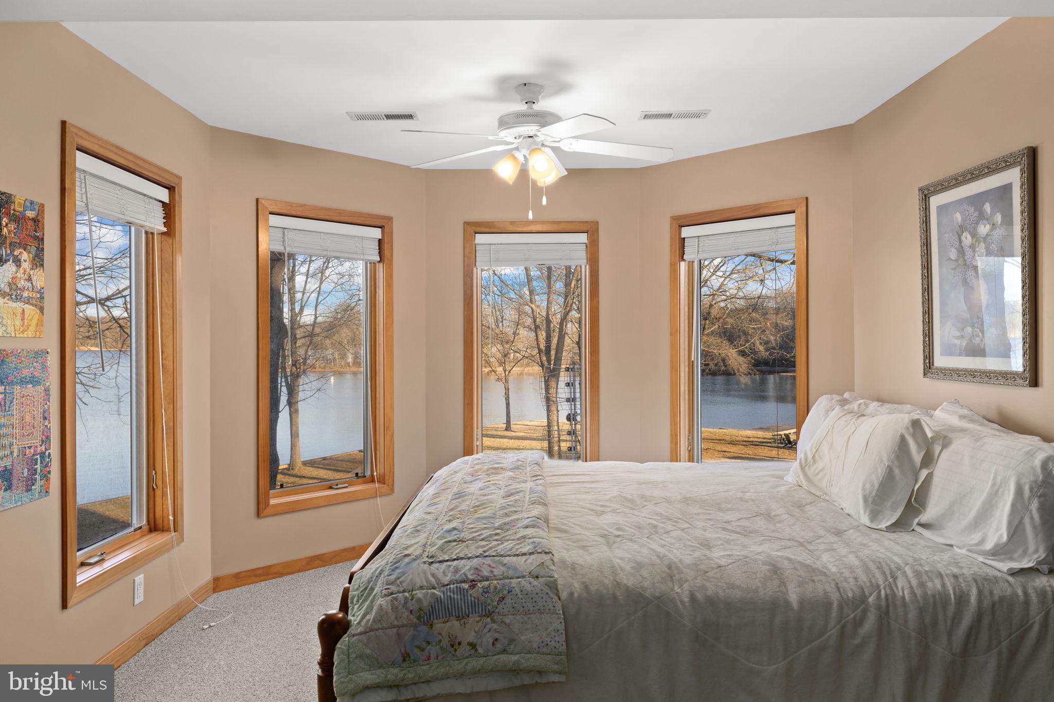 TALL PINES - Residential