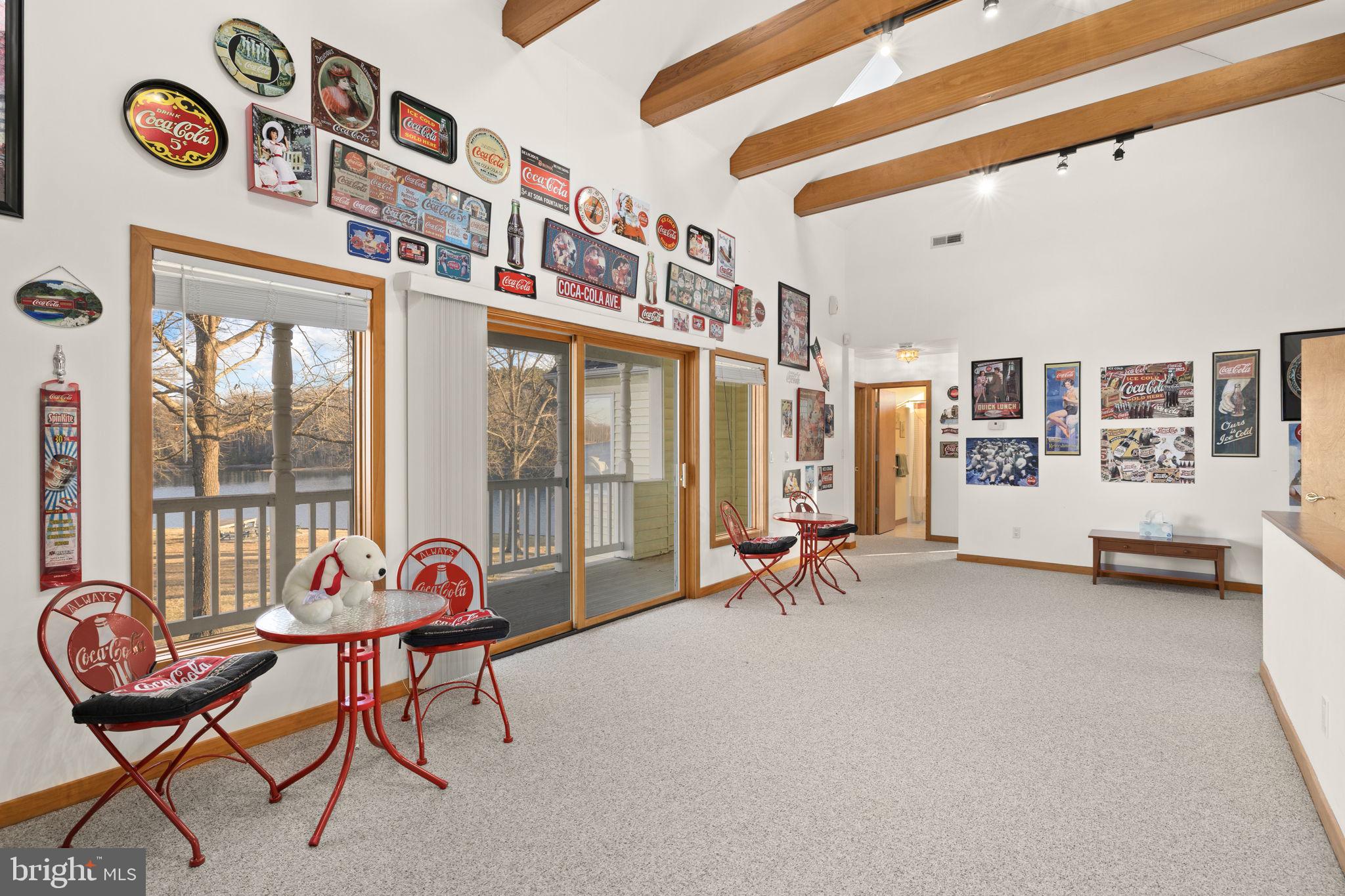 TALL PINES - Residential