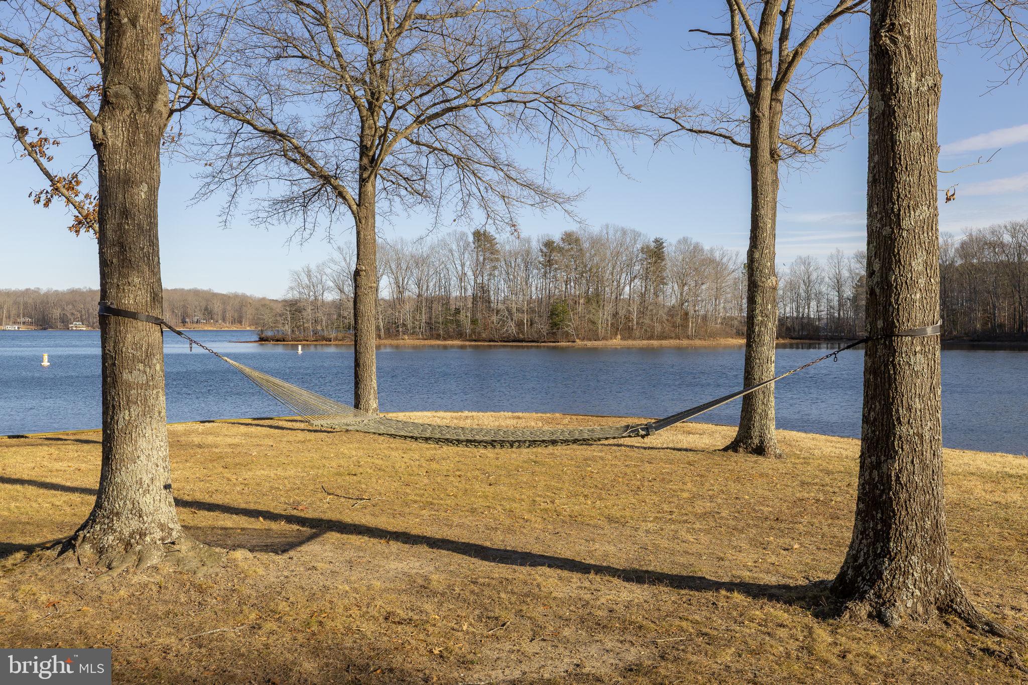 TALL PINES - Residential